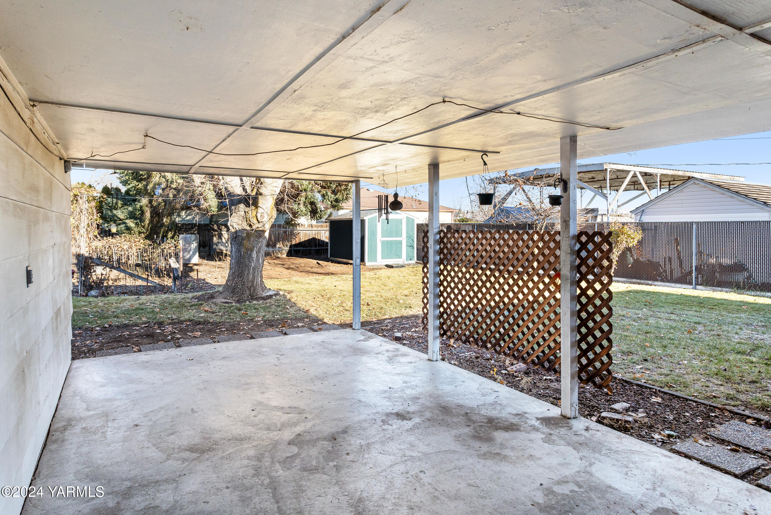 1503 W Washington Ave