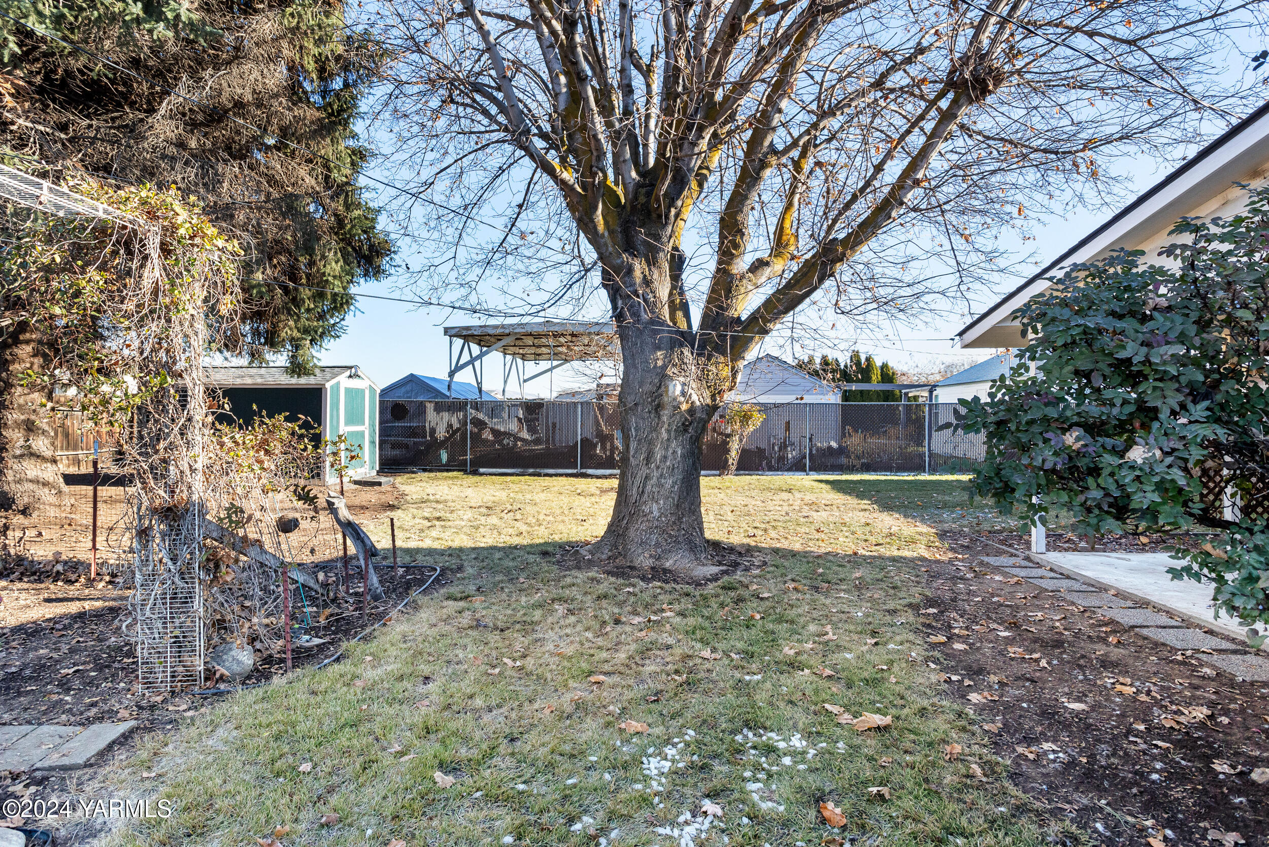 1503 W Washington Ave