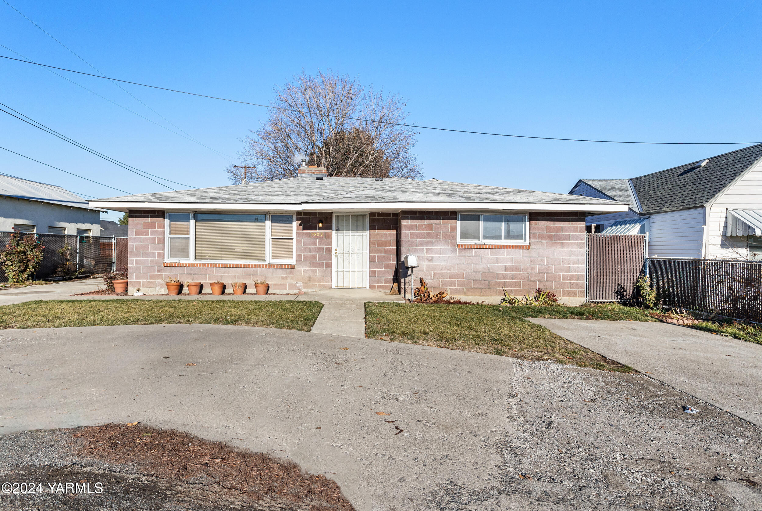 1503 W Washington Ave