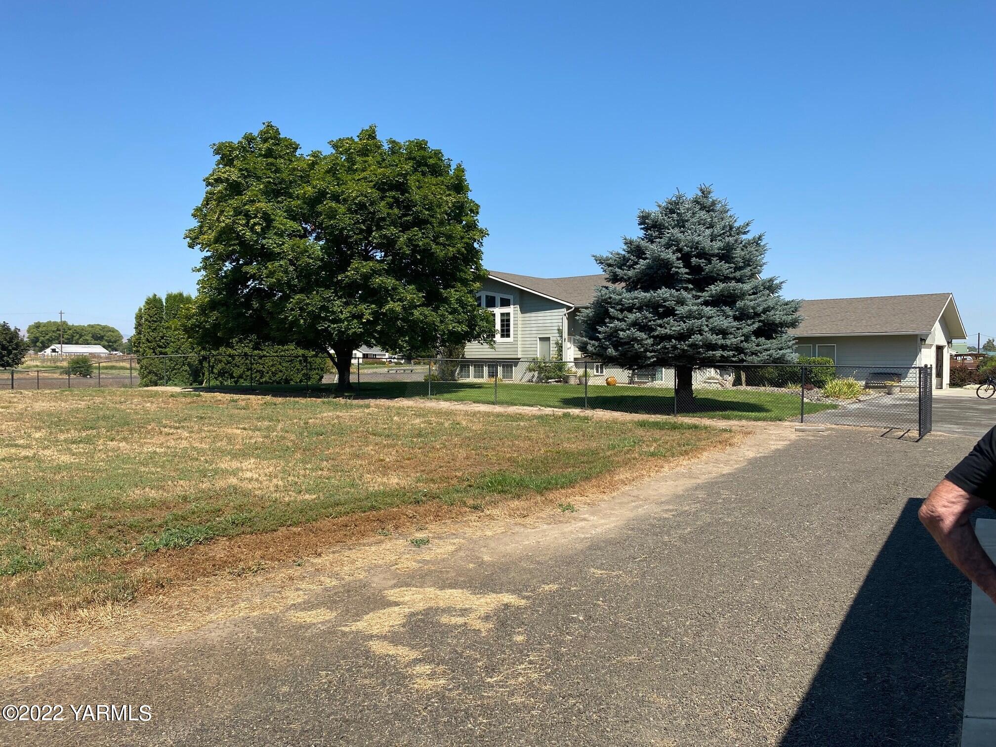 7709 McCullough Rd