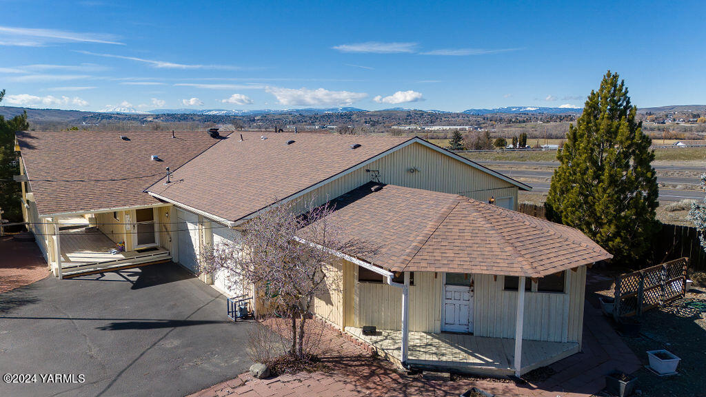 2580 E Selah Rd