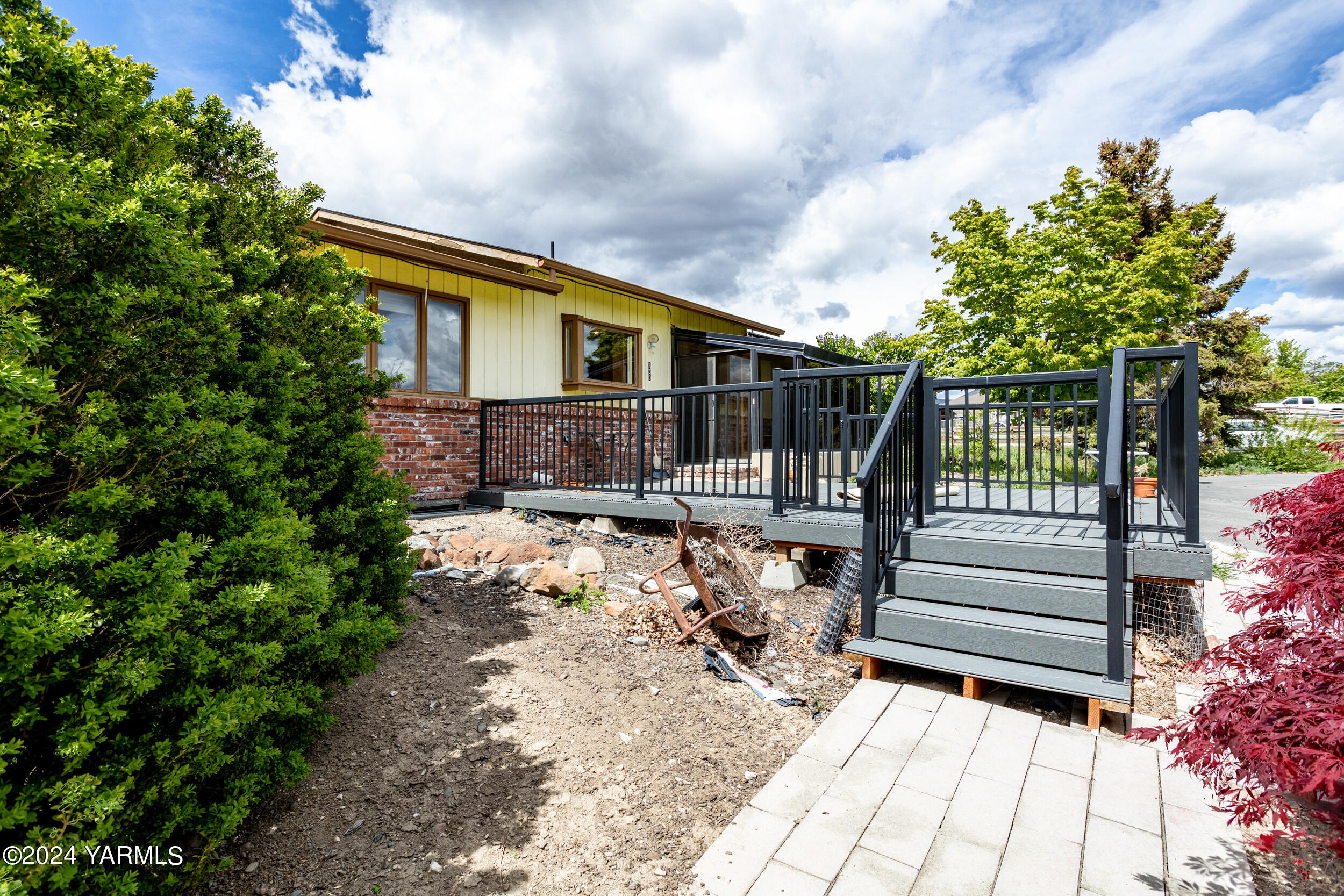 150 Hi Valley View St