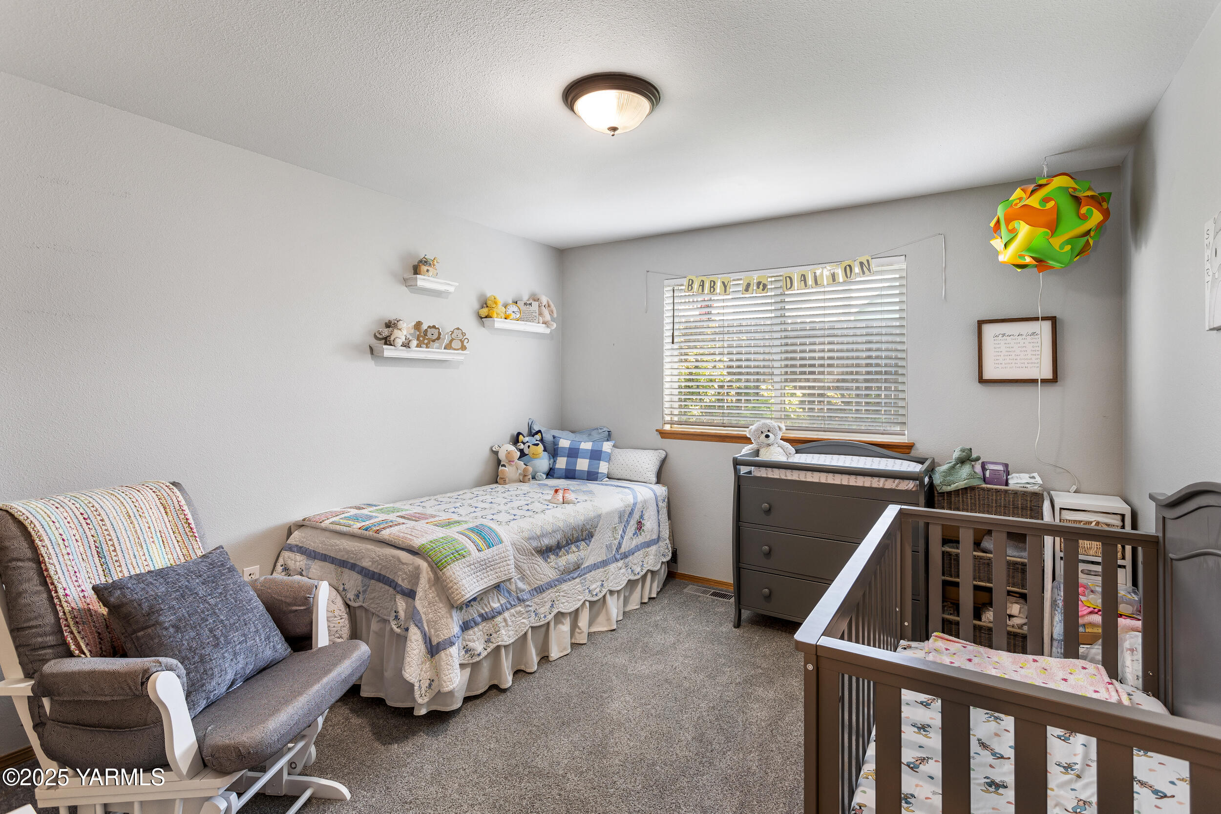 1115 Reo Dr