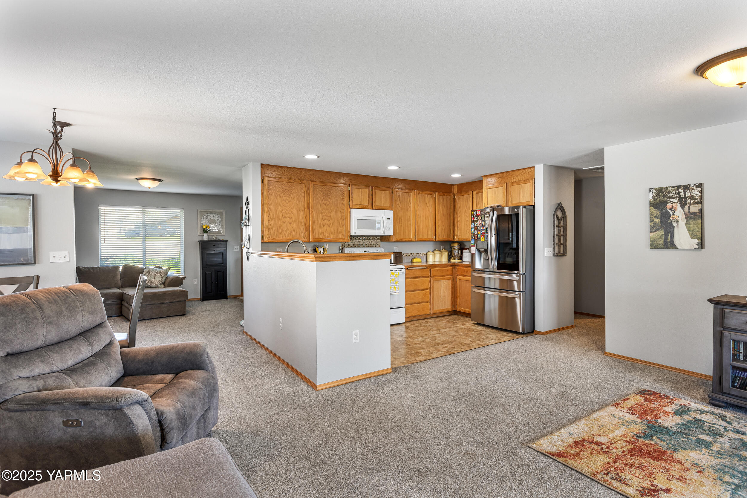 1115 Reo Dr
