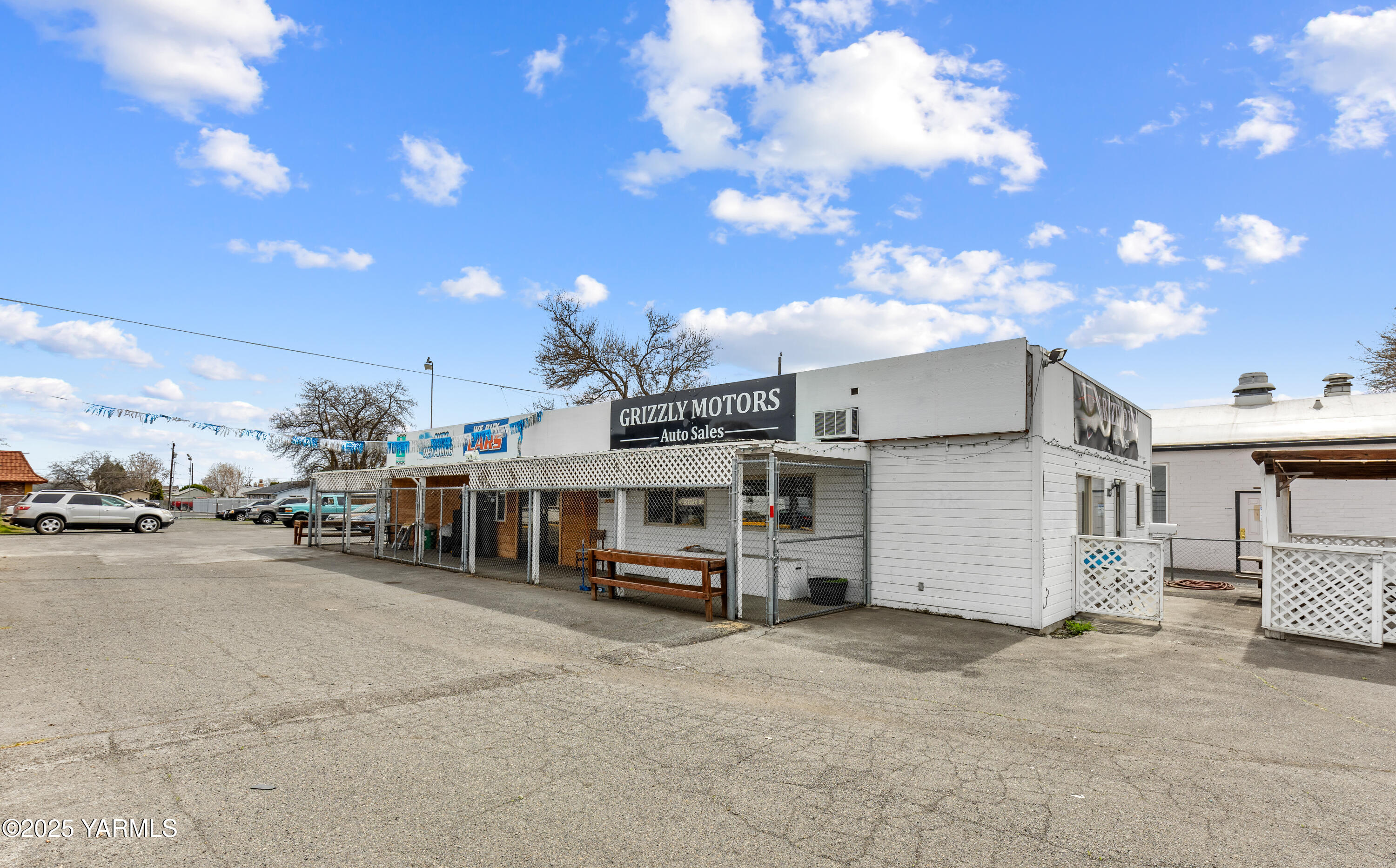 1103 S 3rd Ave