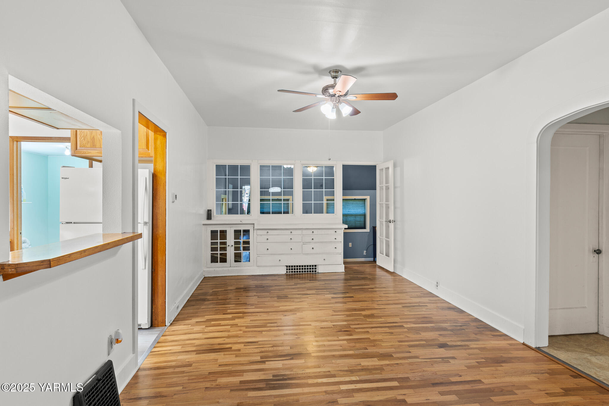 318 S 13th Ave