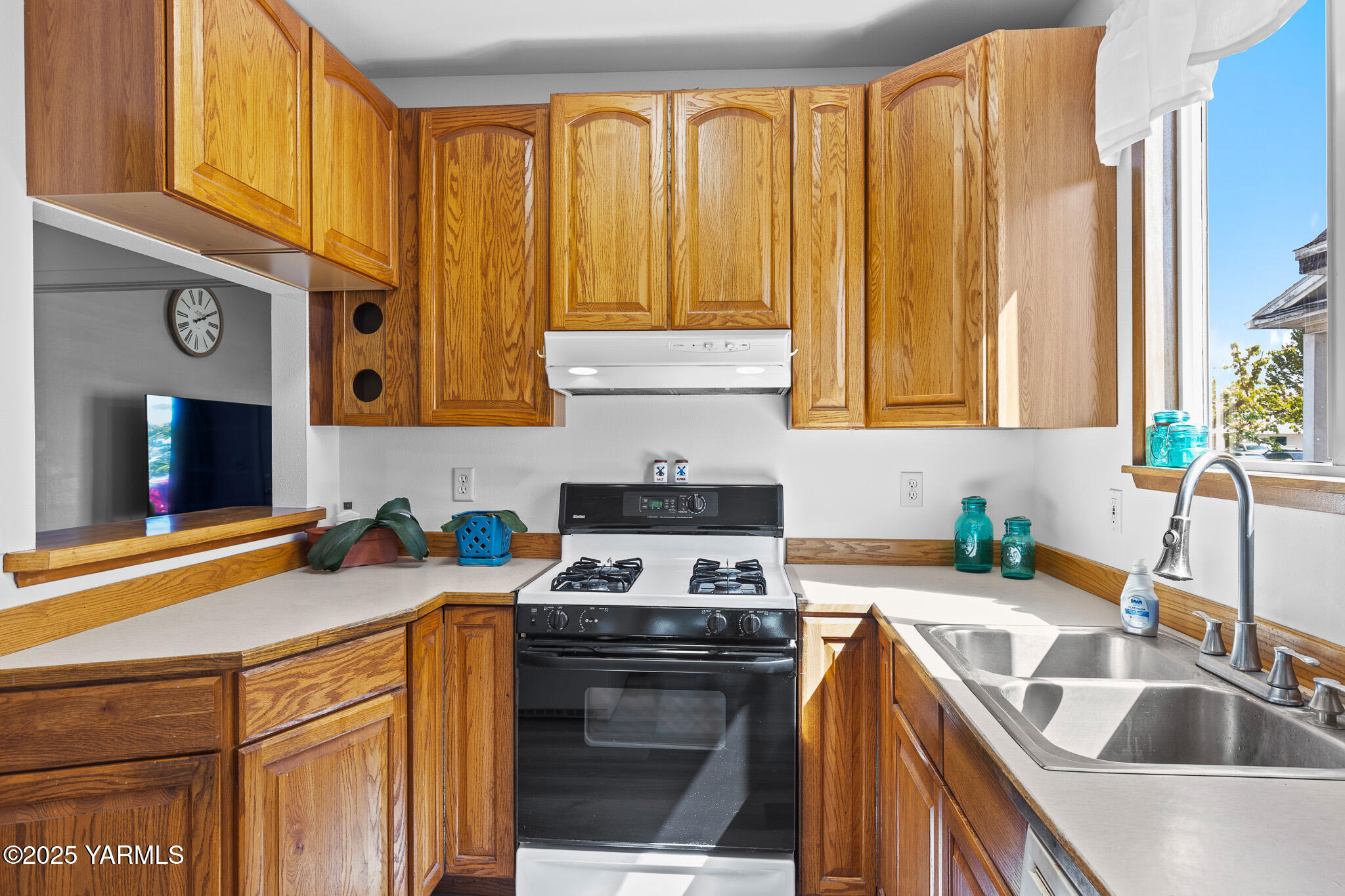 318 S 13th Ave