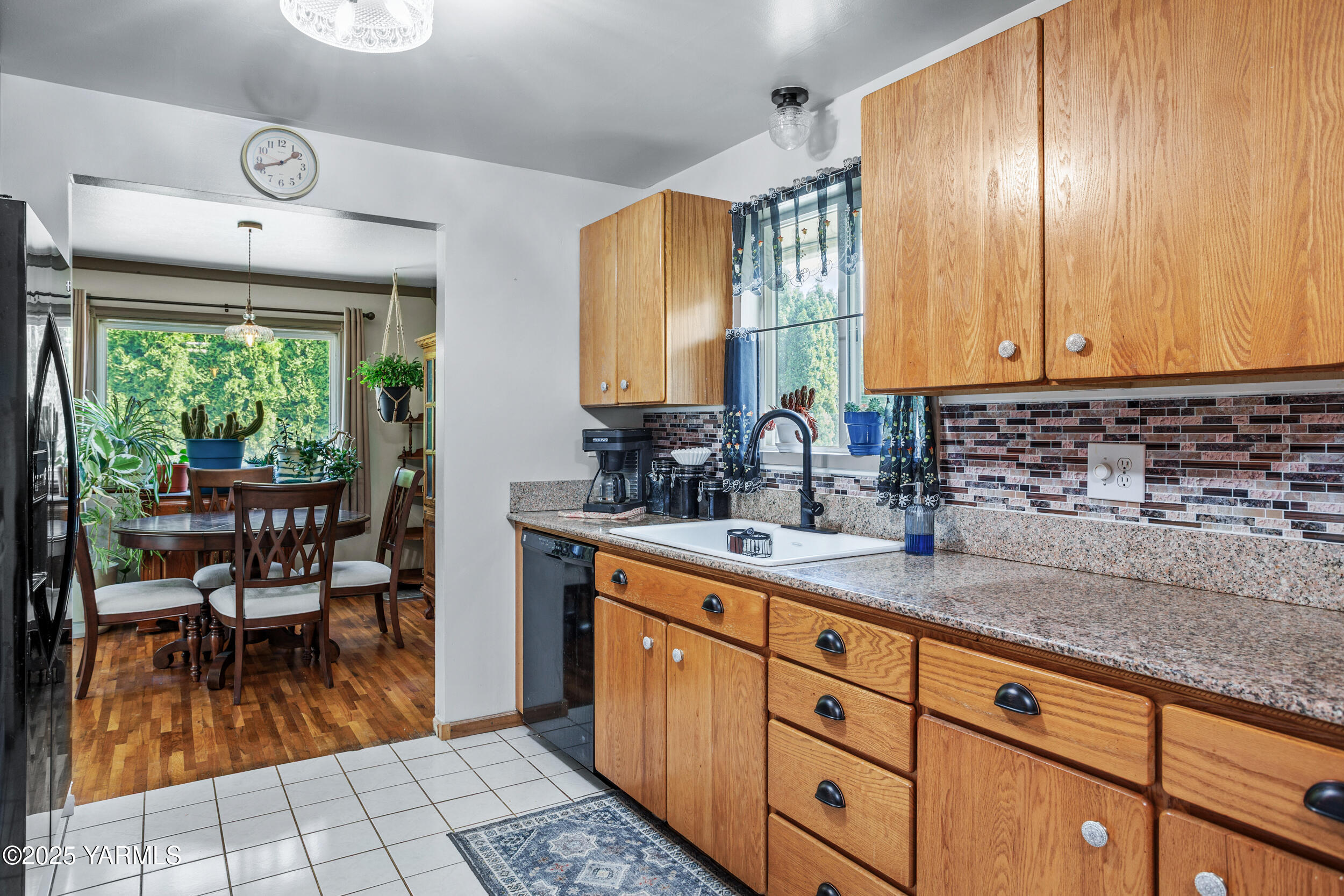 4404 Benjamin Dr