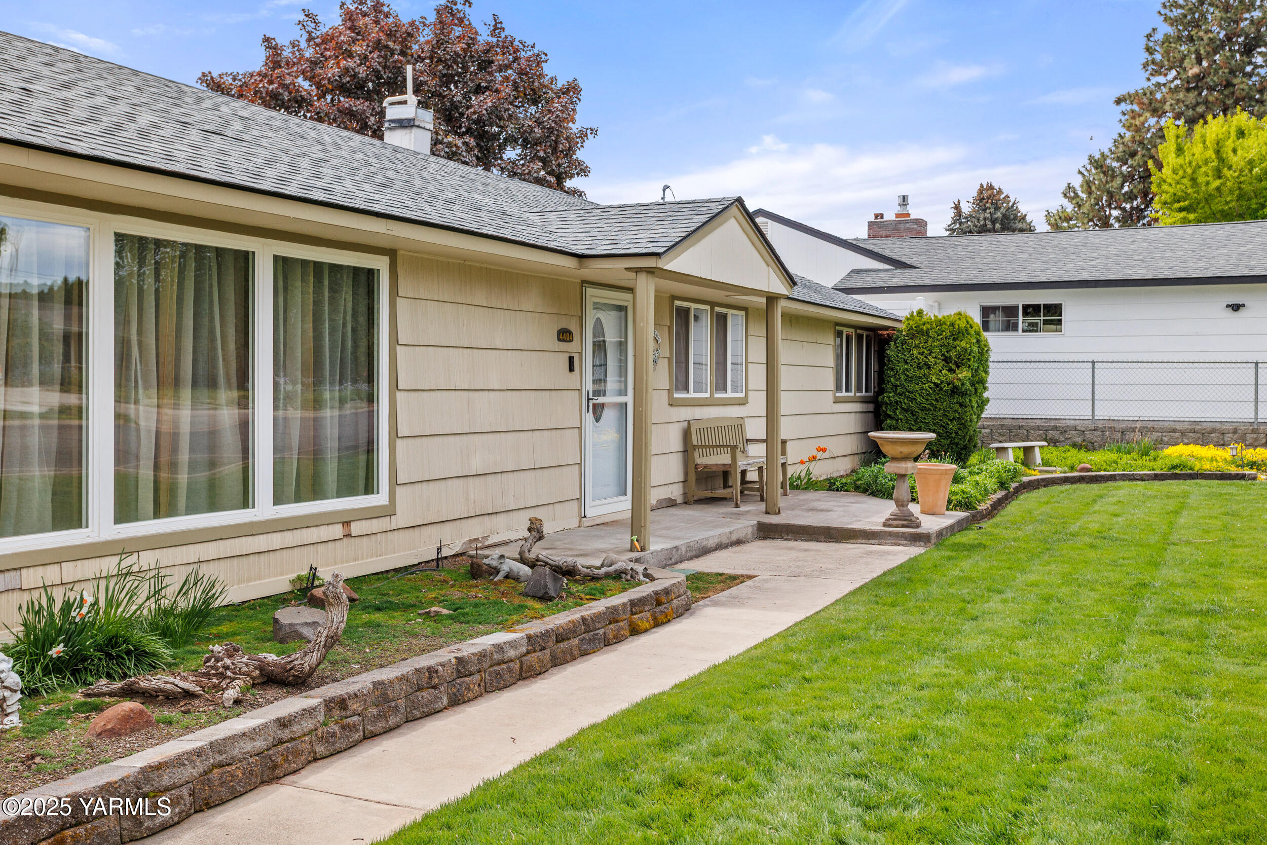 4404 Benjamin Dr