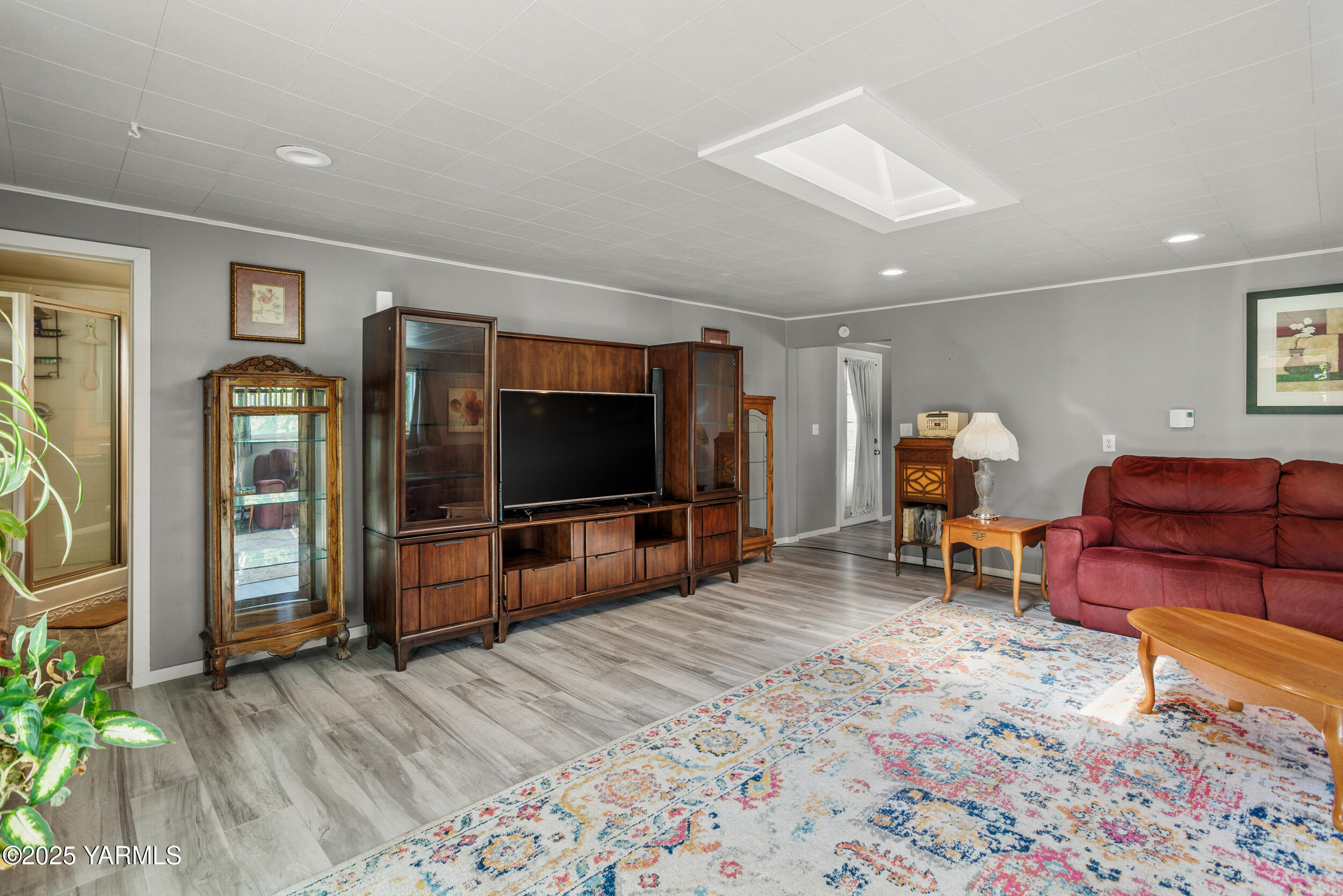 4404 Benjamin Dr