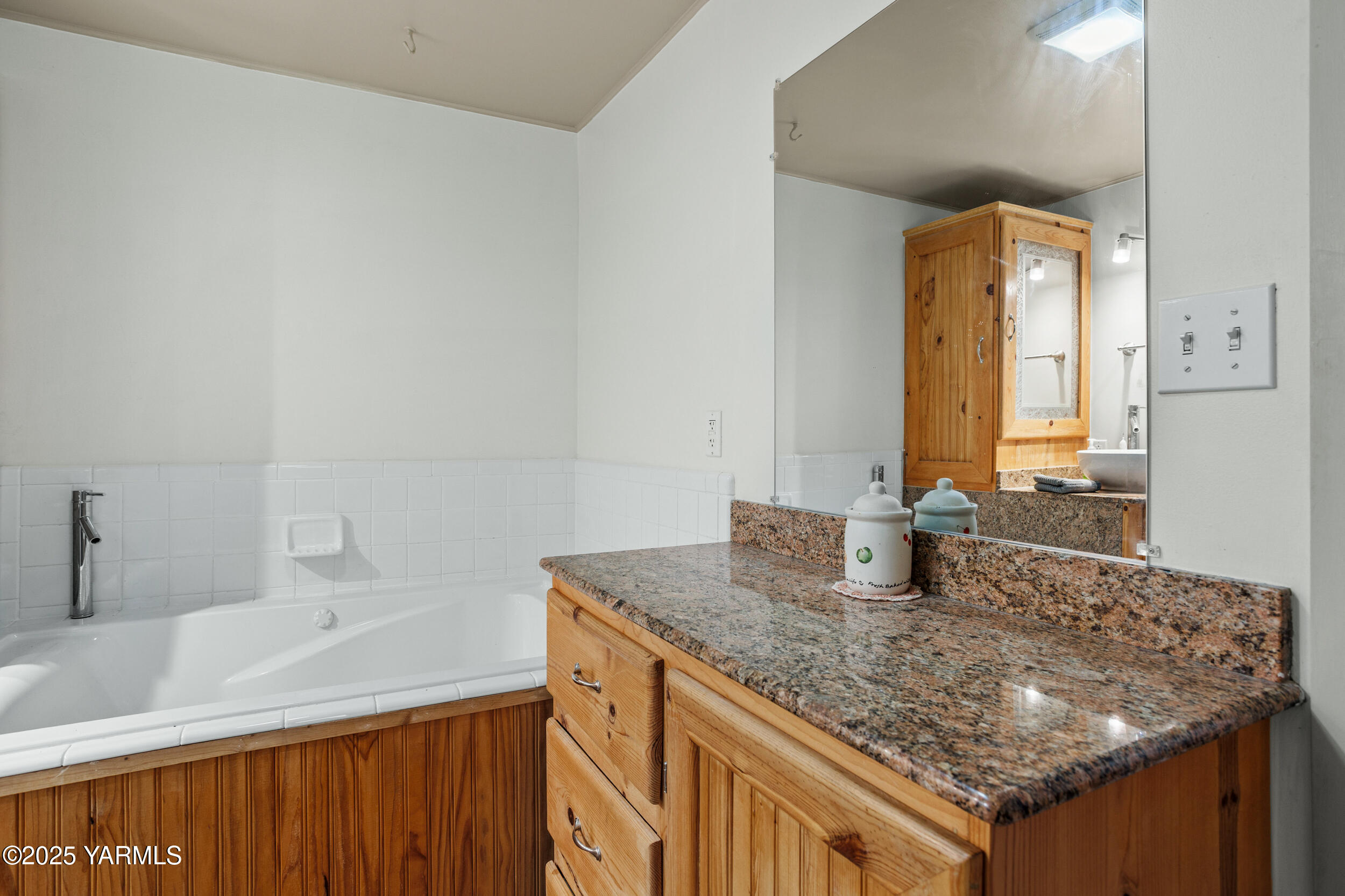 4404 Benjamin Dr