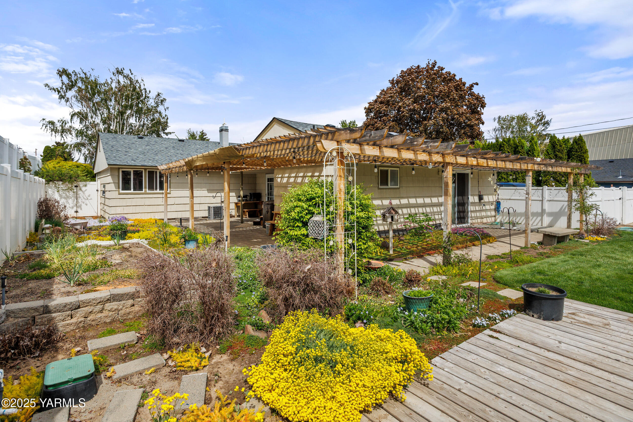 4404 Benjamin Dr