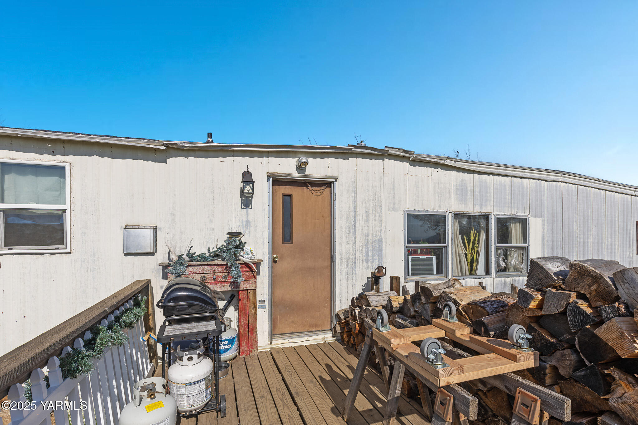 18901 Tieton Dr