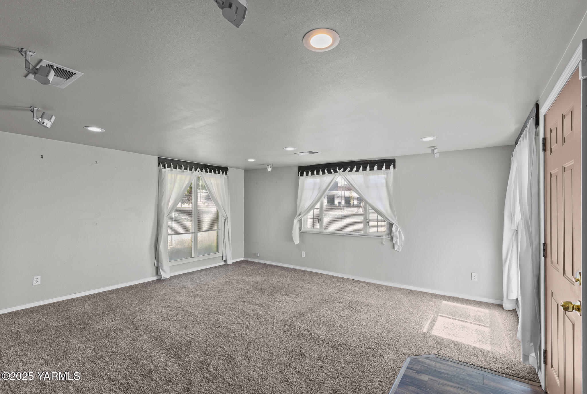 6810 W Nob Hill Blvd