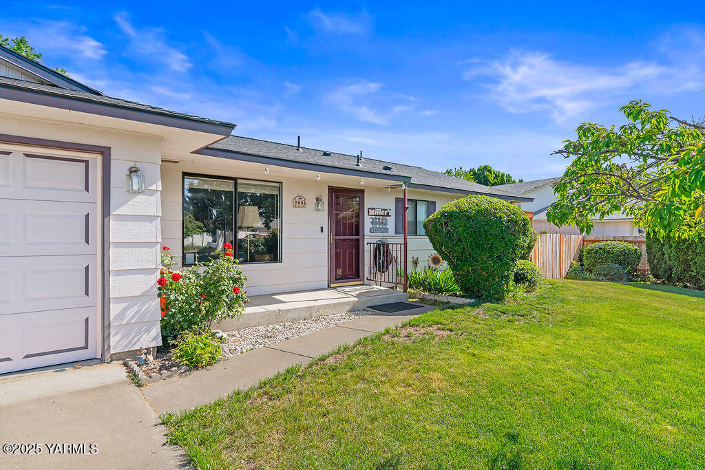 2605 Loren Ct