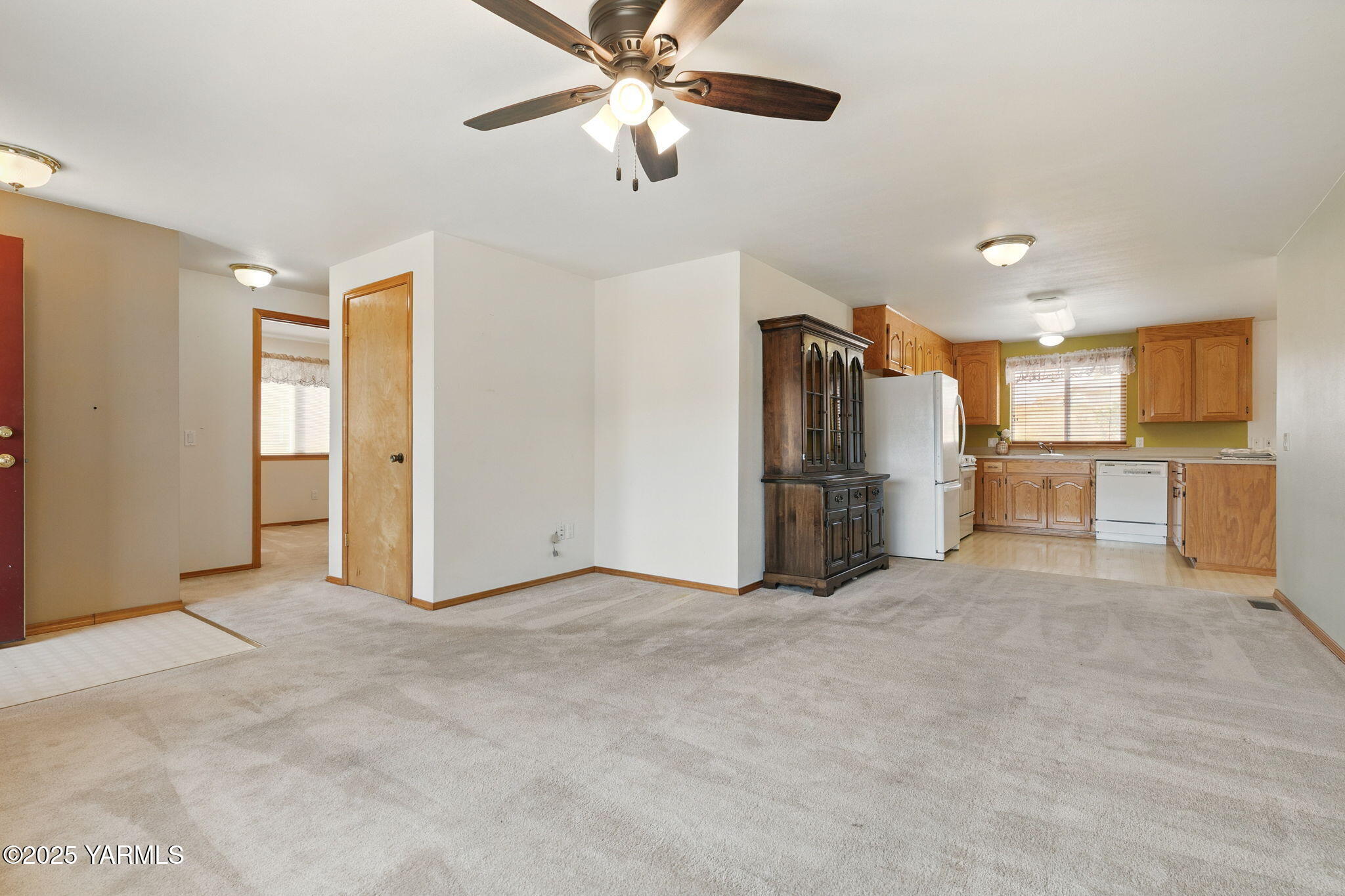 210 S 82nd Ave