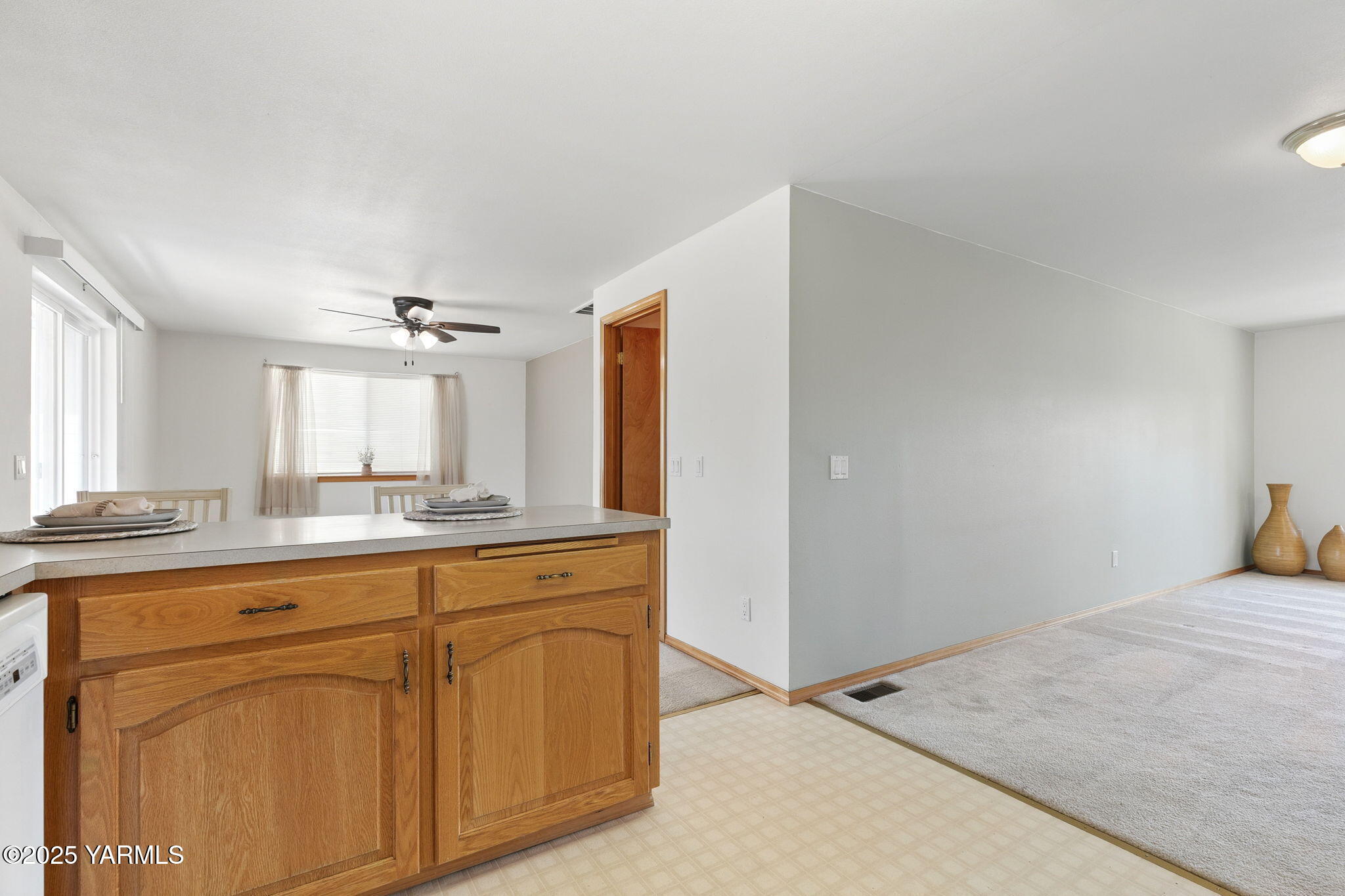 210 S 82nd Ave