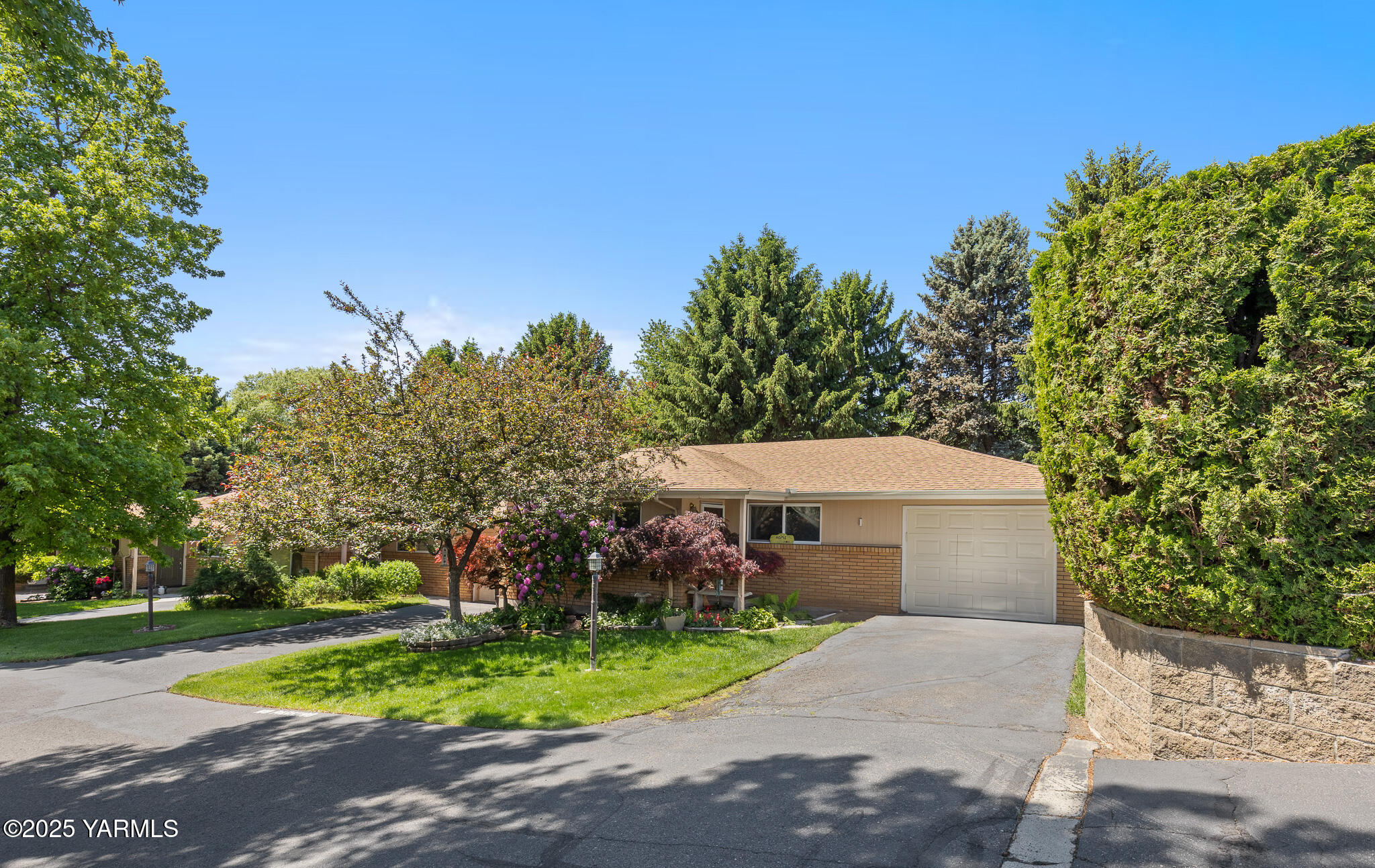 7610 Summitview Ave Unit: #1