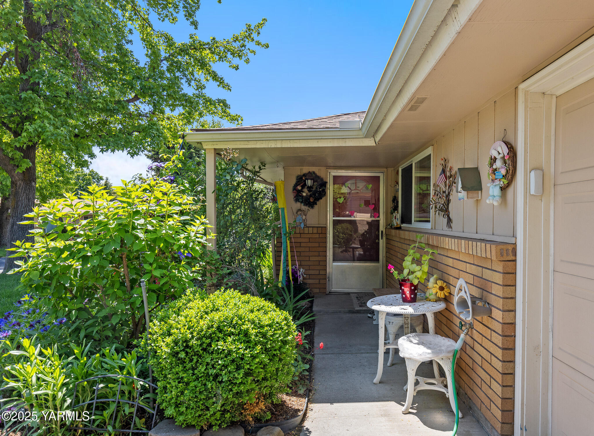7610 Summitview Ave Unit: 6