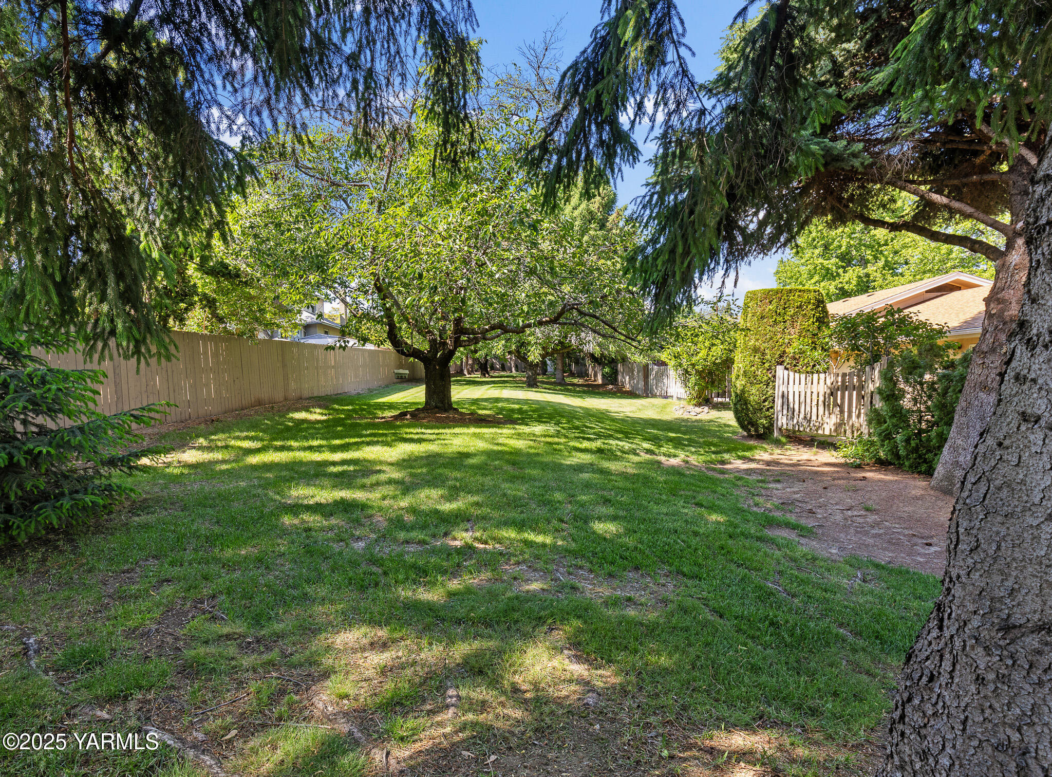 7610 Summitview Ave Unit: 6