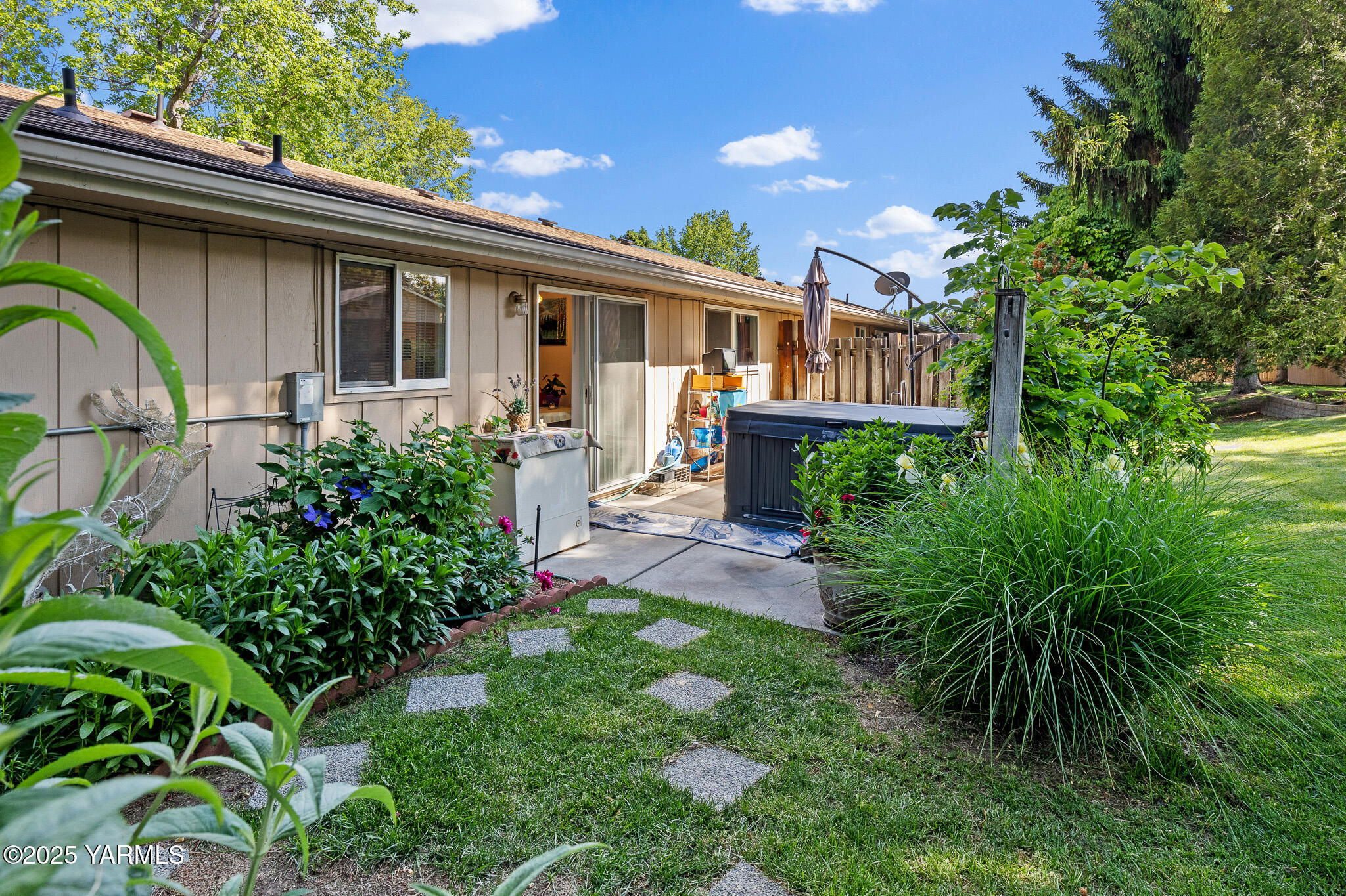 7610 Summitview Ave Unit: 6
