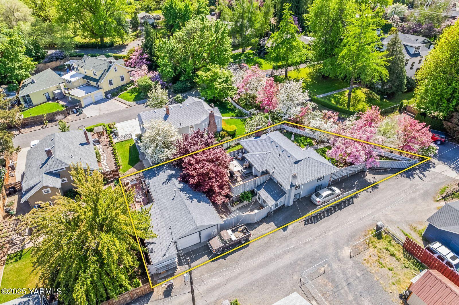 119 Park Ave