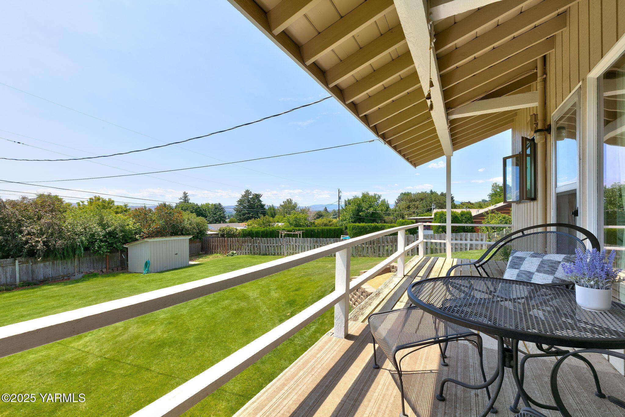 5306 Douglas Dr