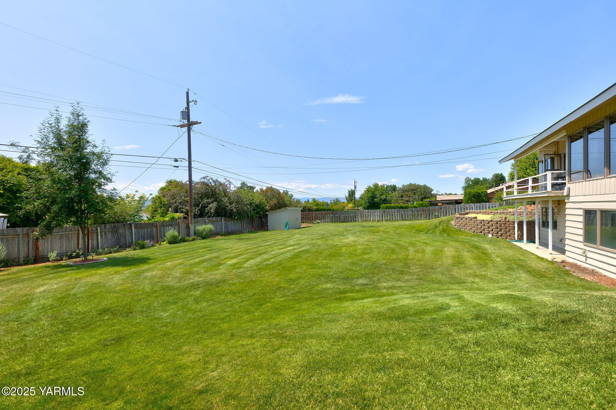 5306 Douglas Dr