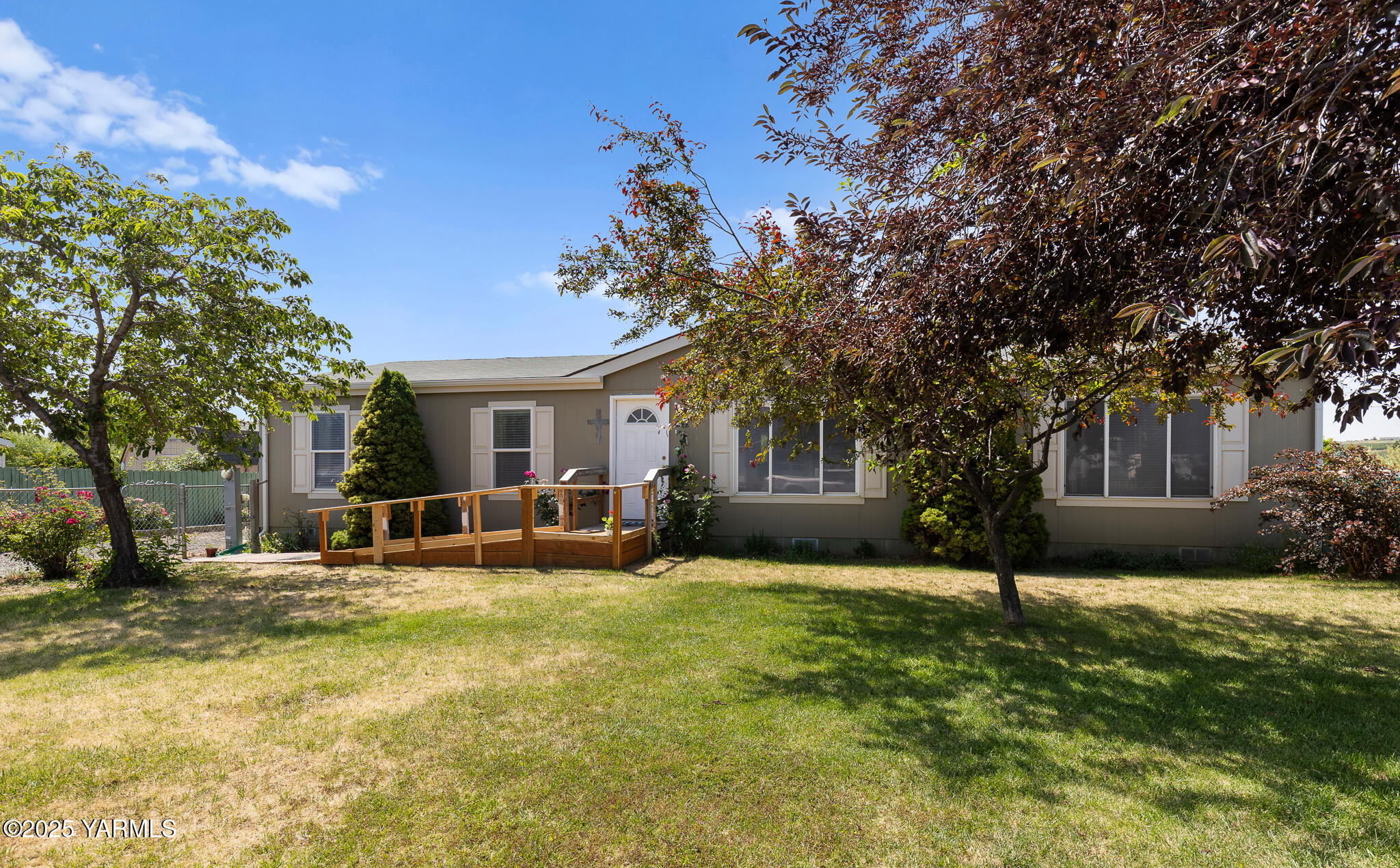 1403 Ashbrooks Way