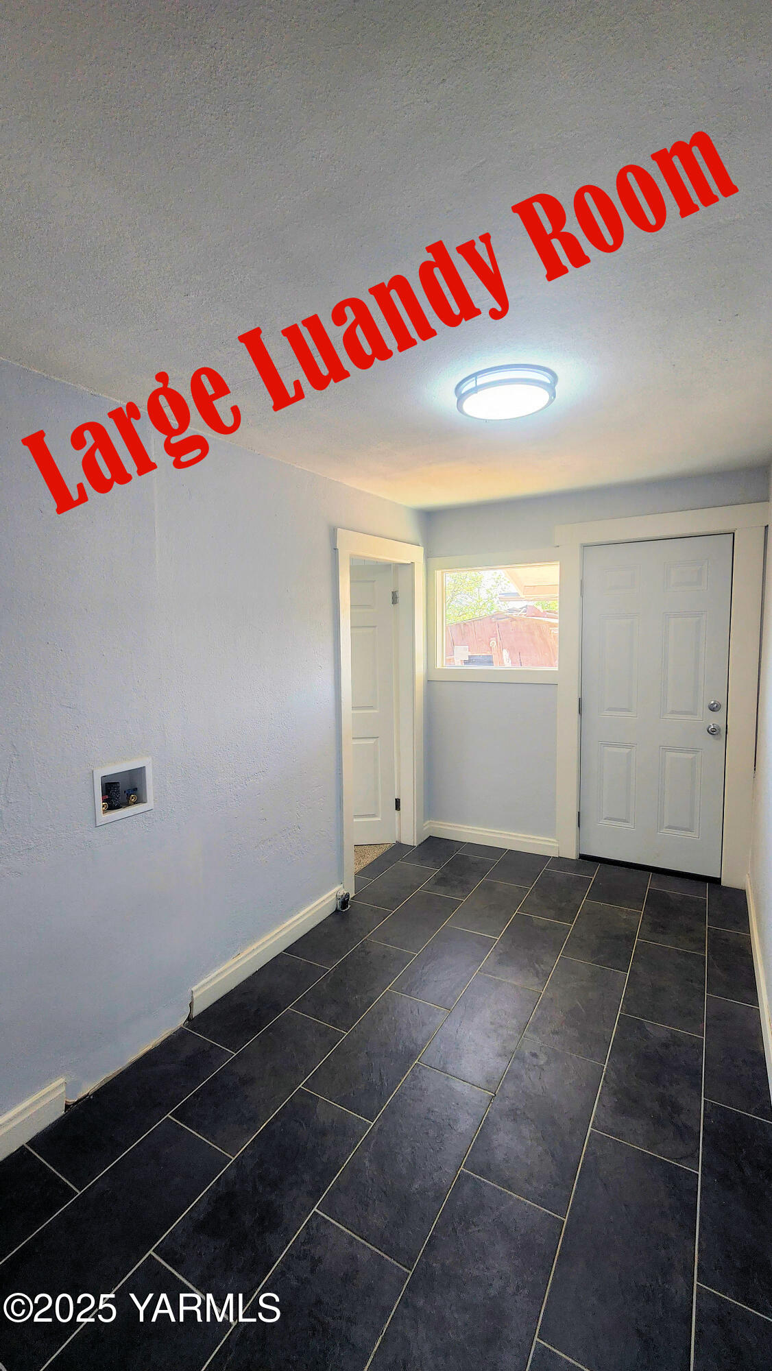 105 W B St
