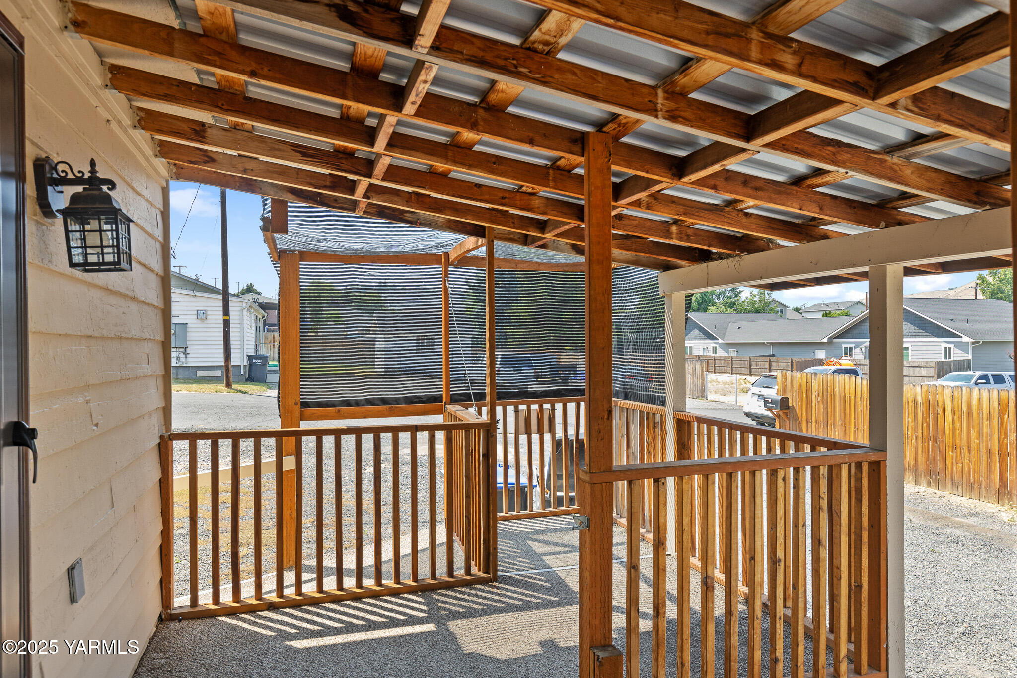 907 W Fremont Ave