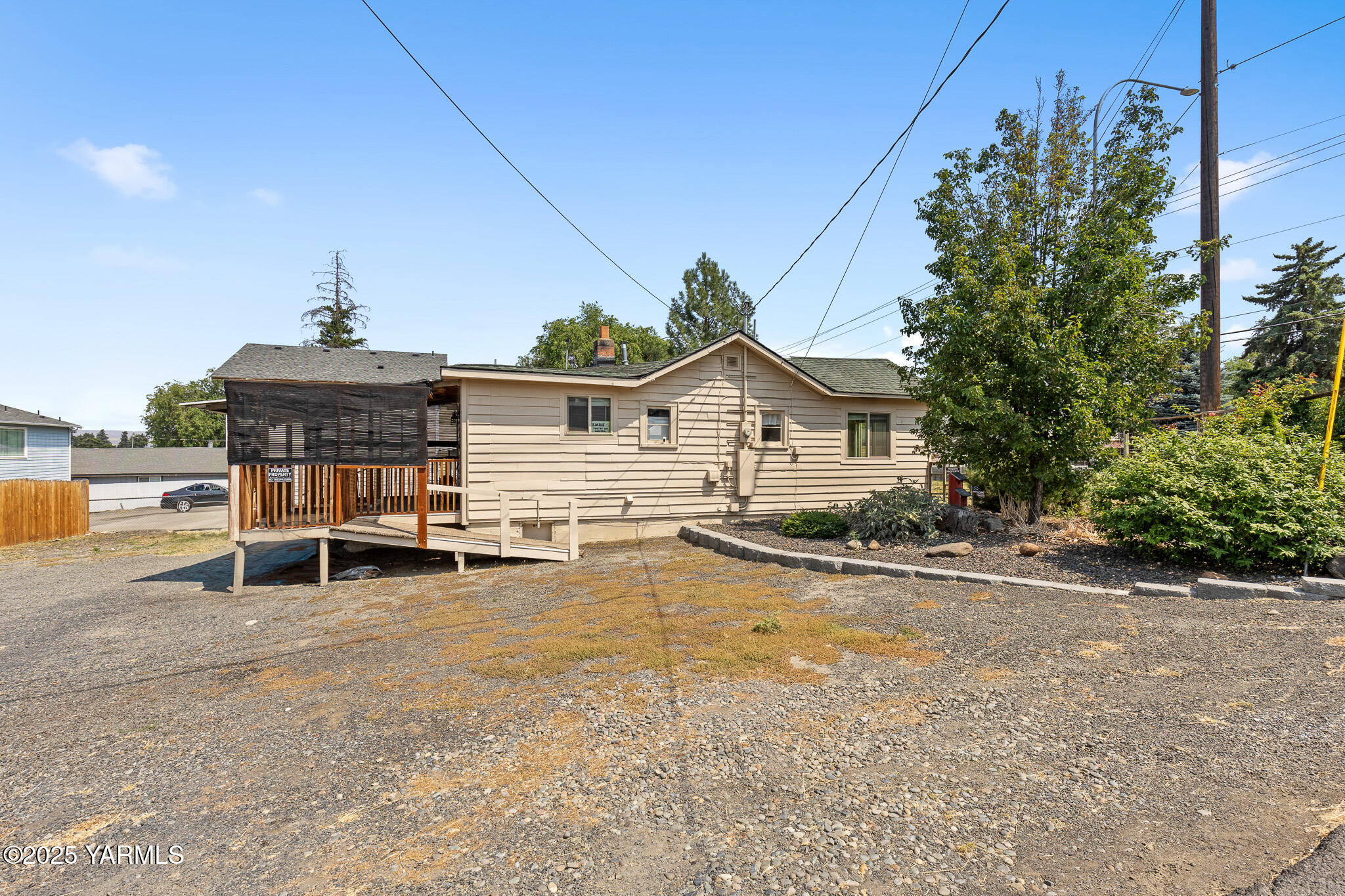 907 W Fremont Ave