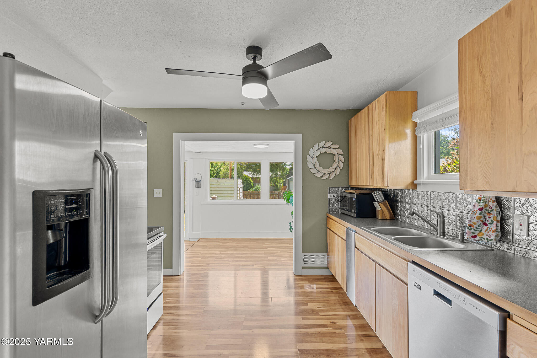 319 Naches Ave