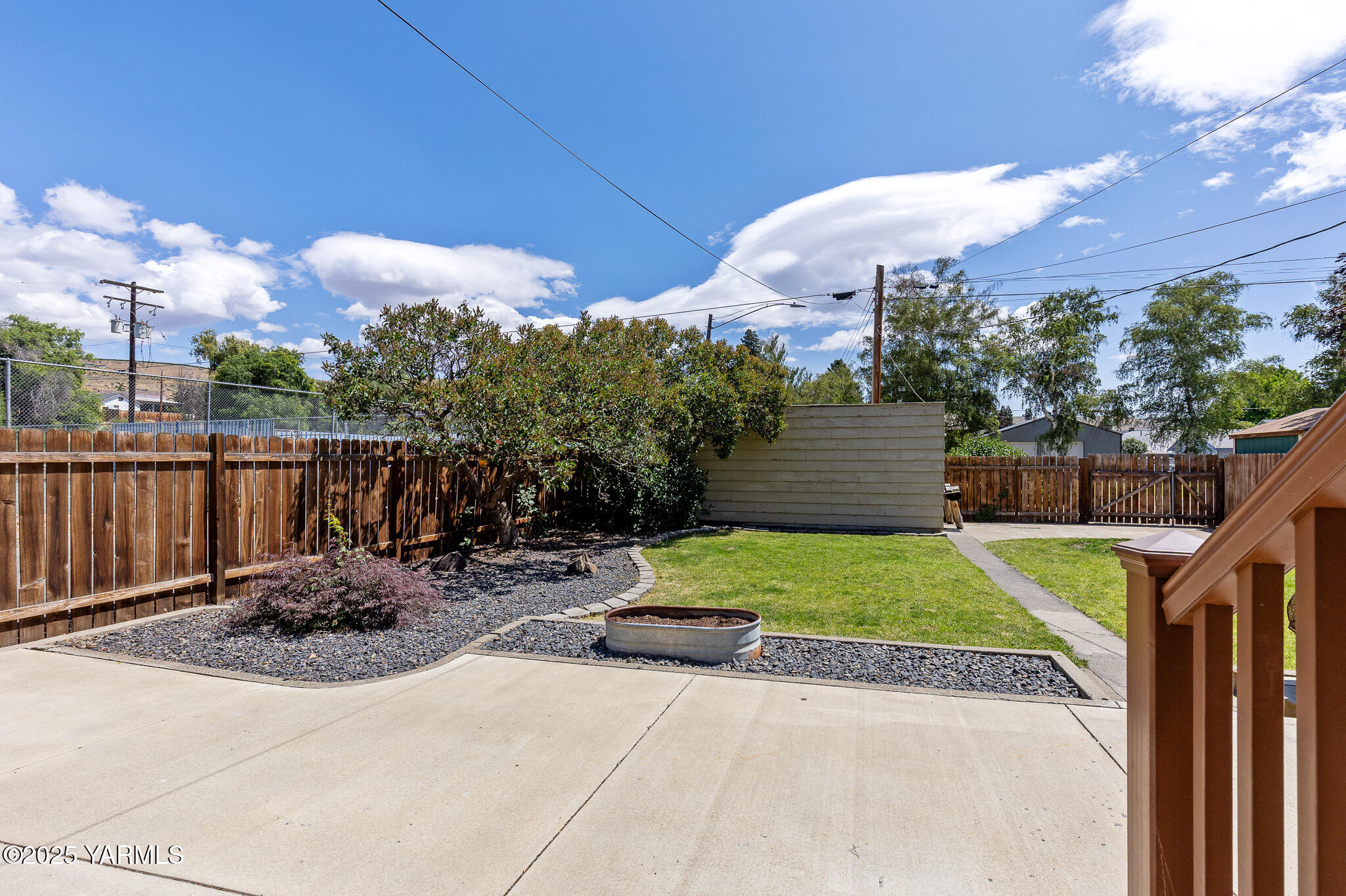 319 Naches Ave