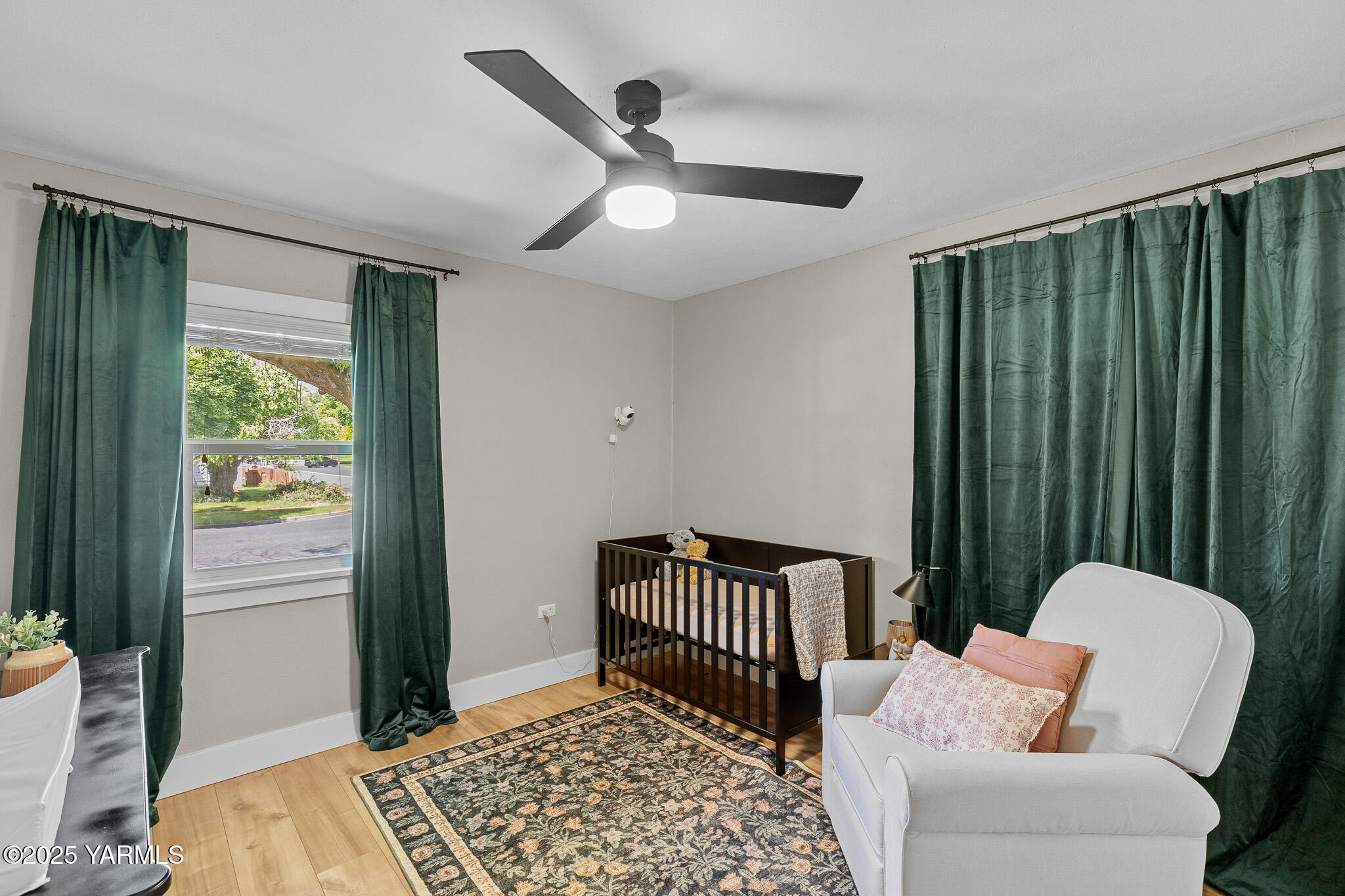 319 Naches Ave