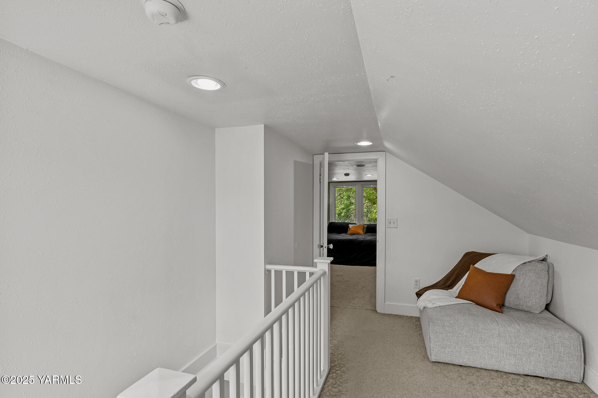 319 Naches Ave