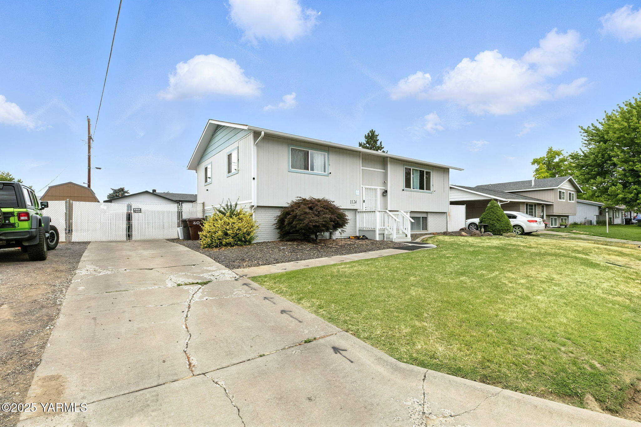 1124 S 29th Ave