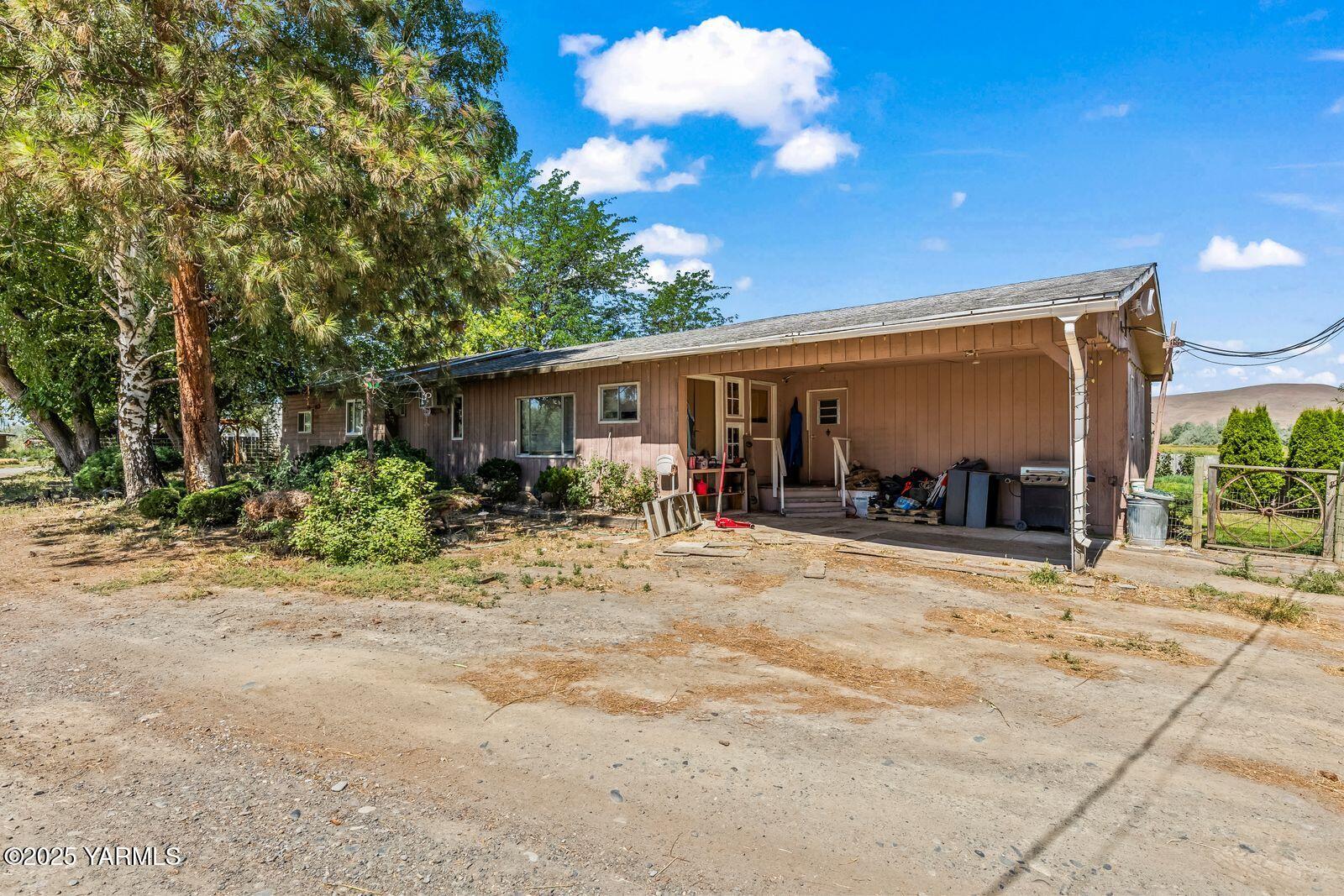 754 Kings Ln