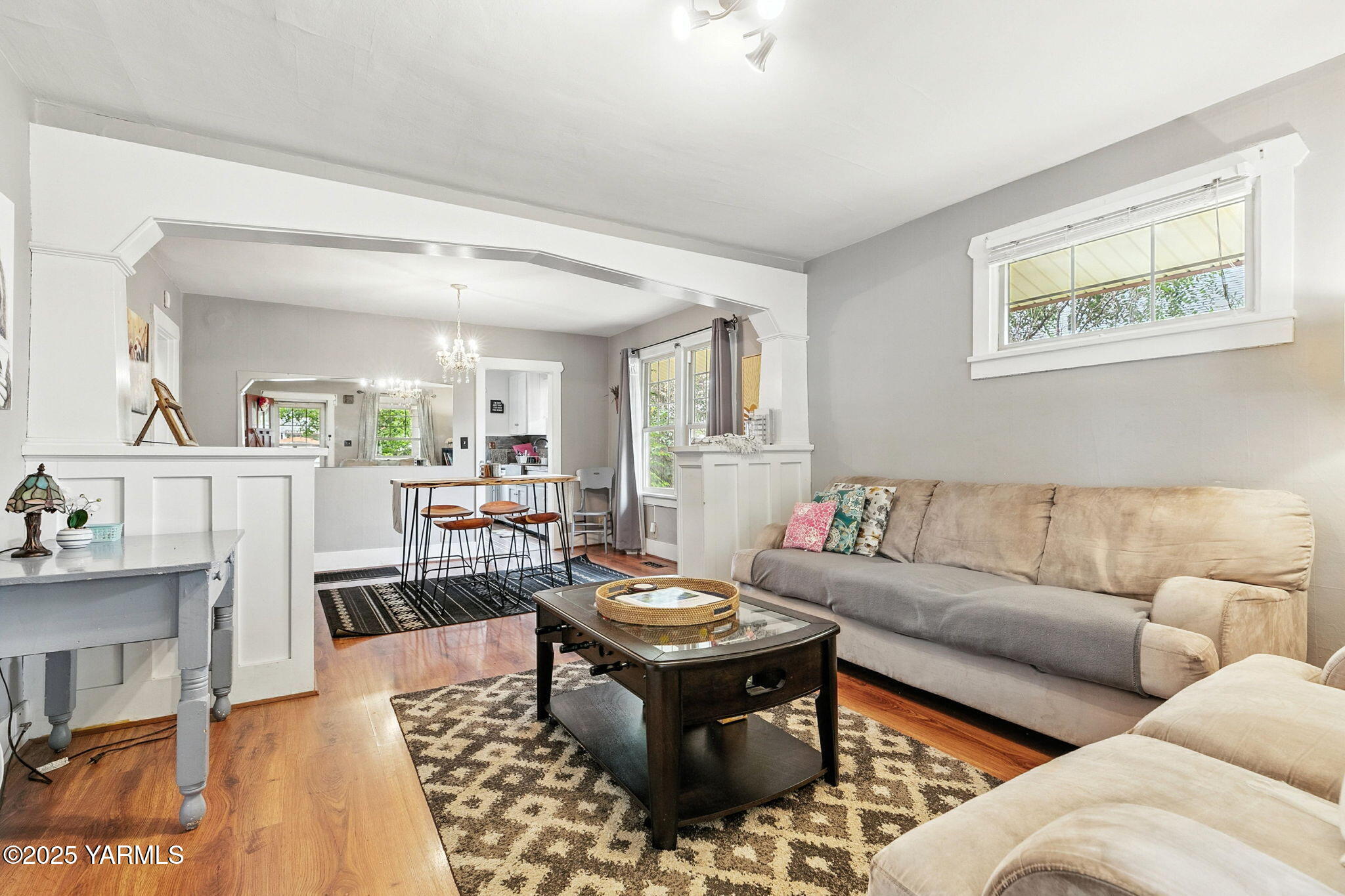 609 S 14th Ave