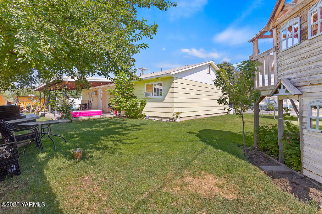 206 Franklin Ave