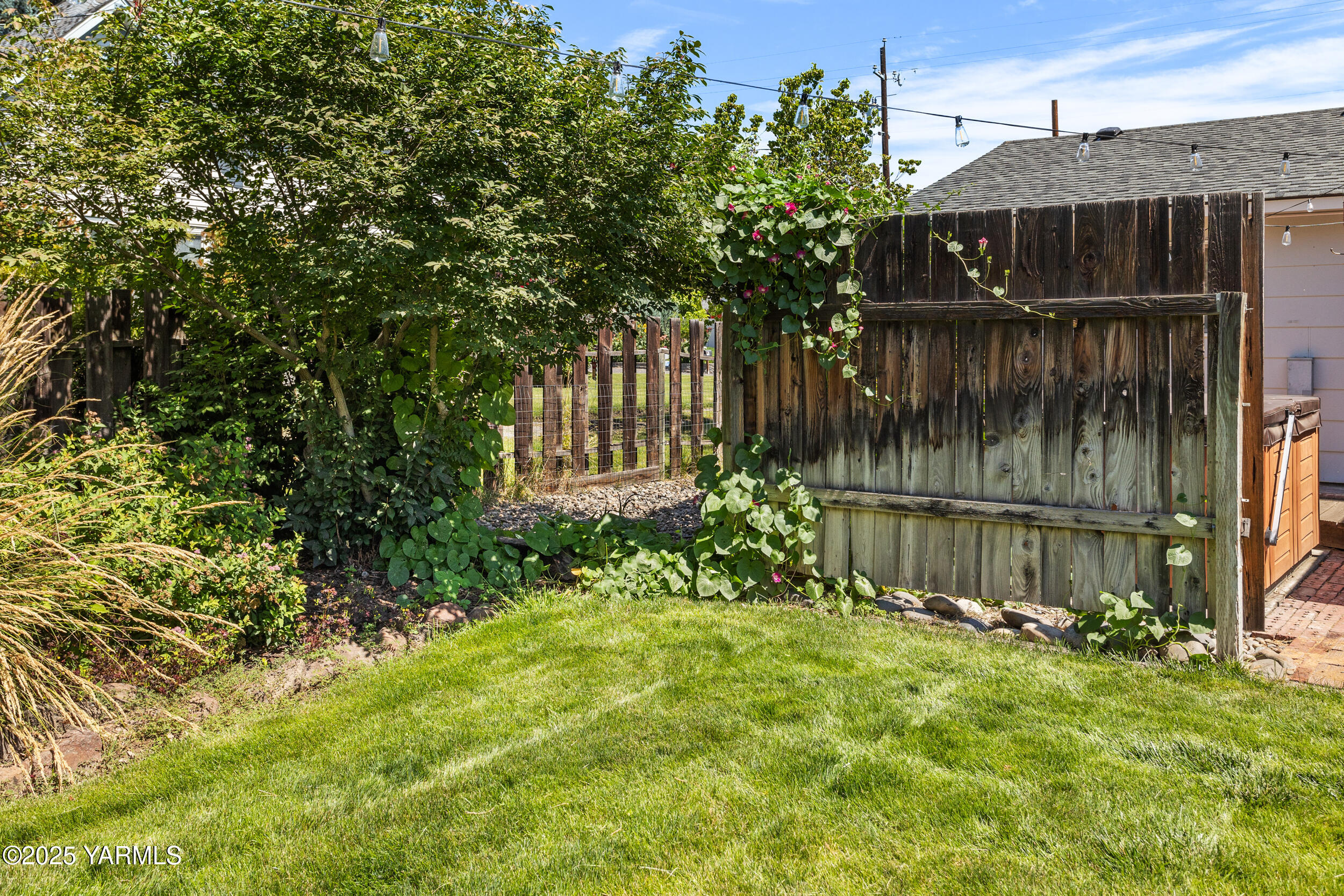 1416 S 34th Ave
