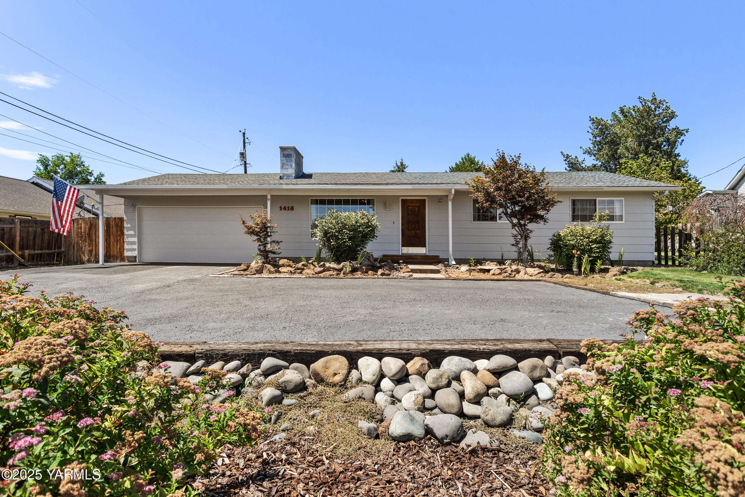 1416 S 34th Ave