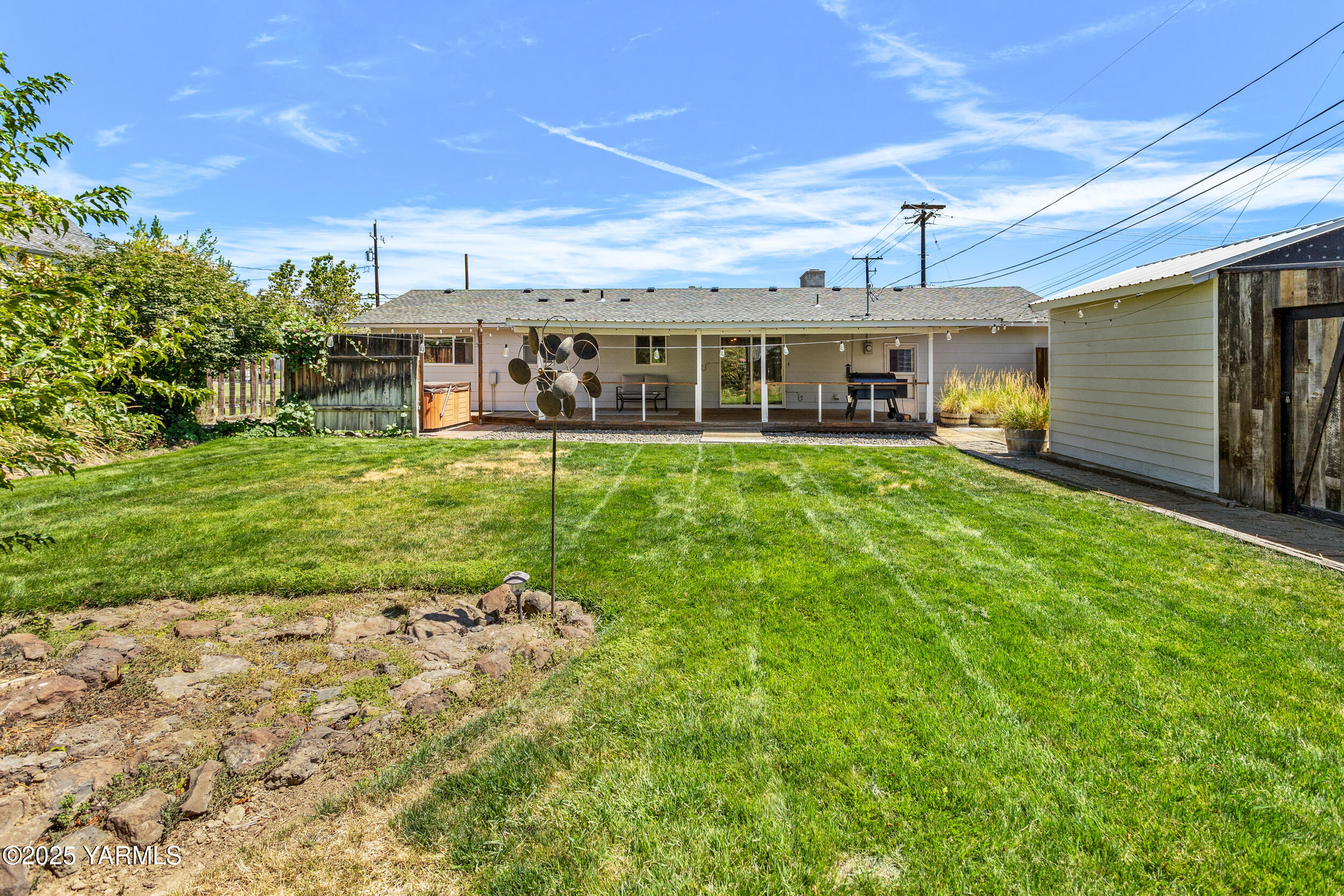 1416 S 34th Ave