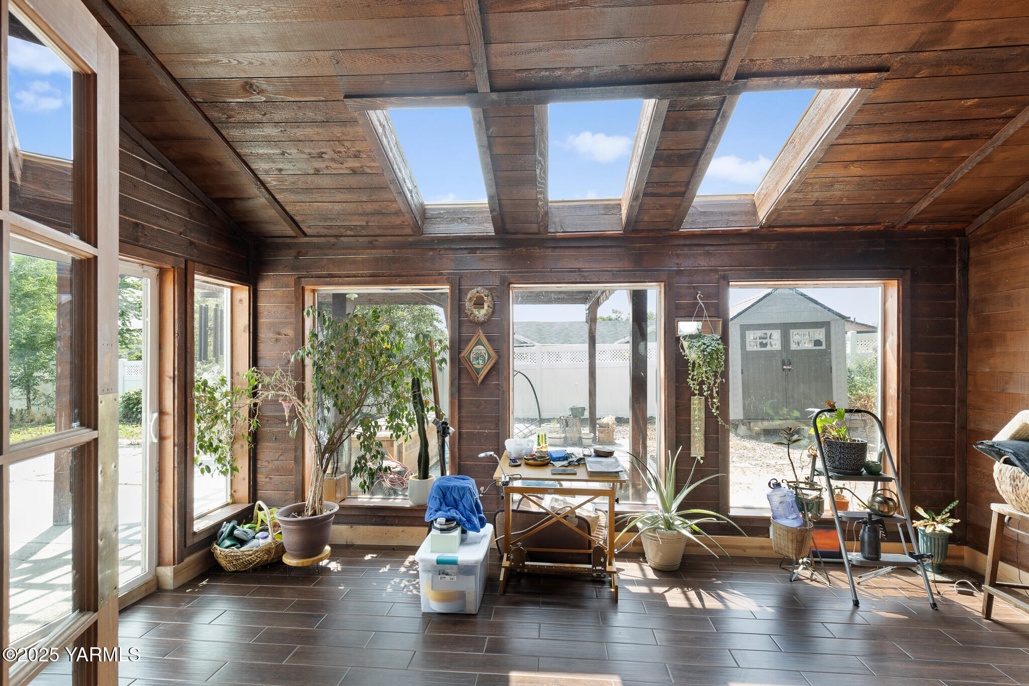 4002 Logan Pl