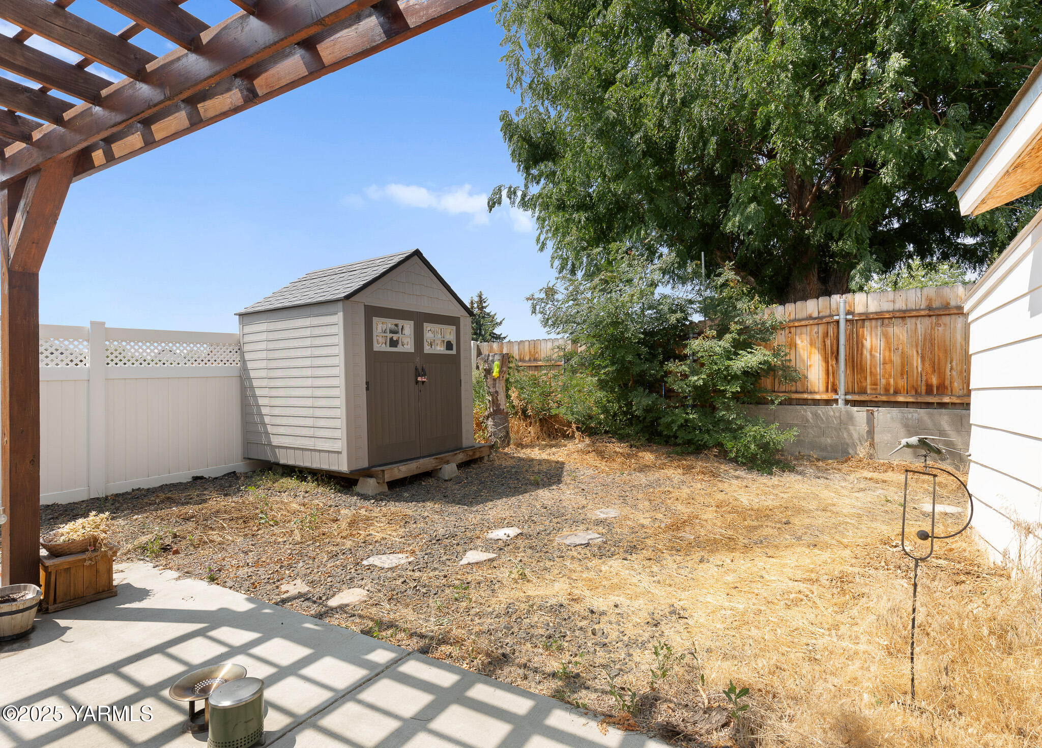 4002 Logan Pl
