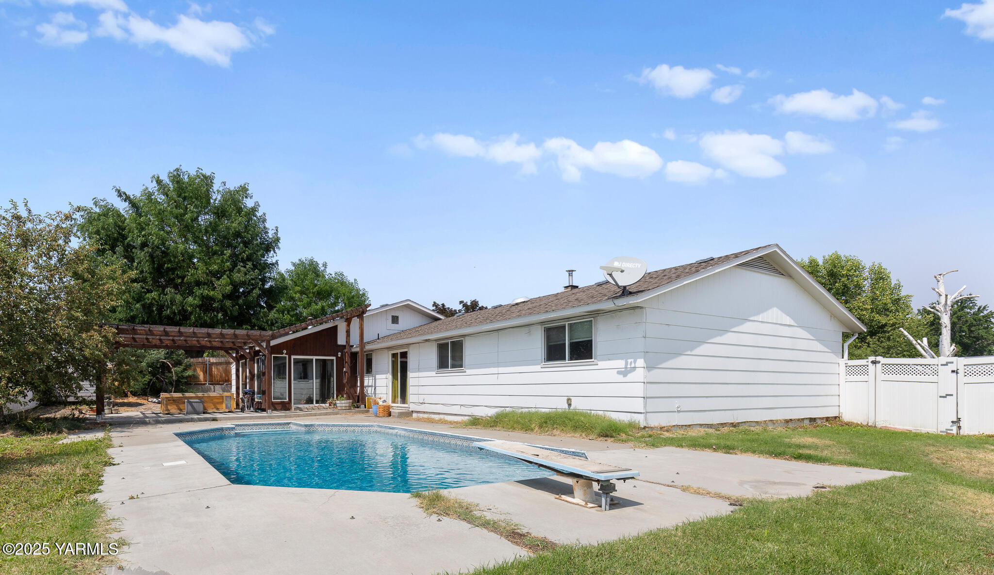 4002 Logan Pl