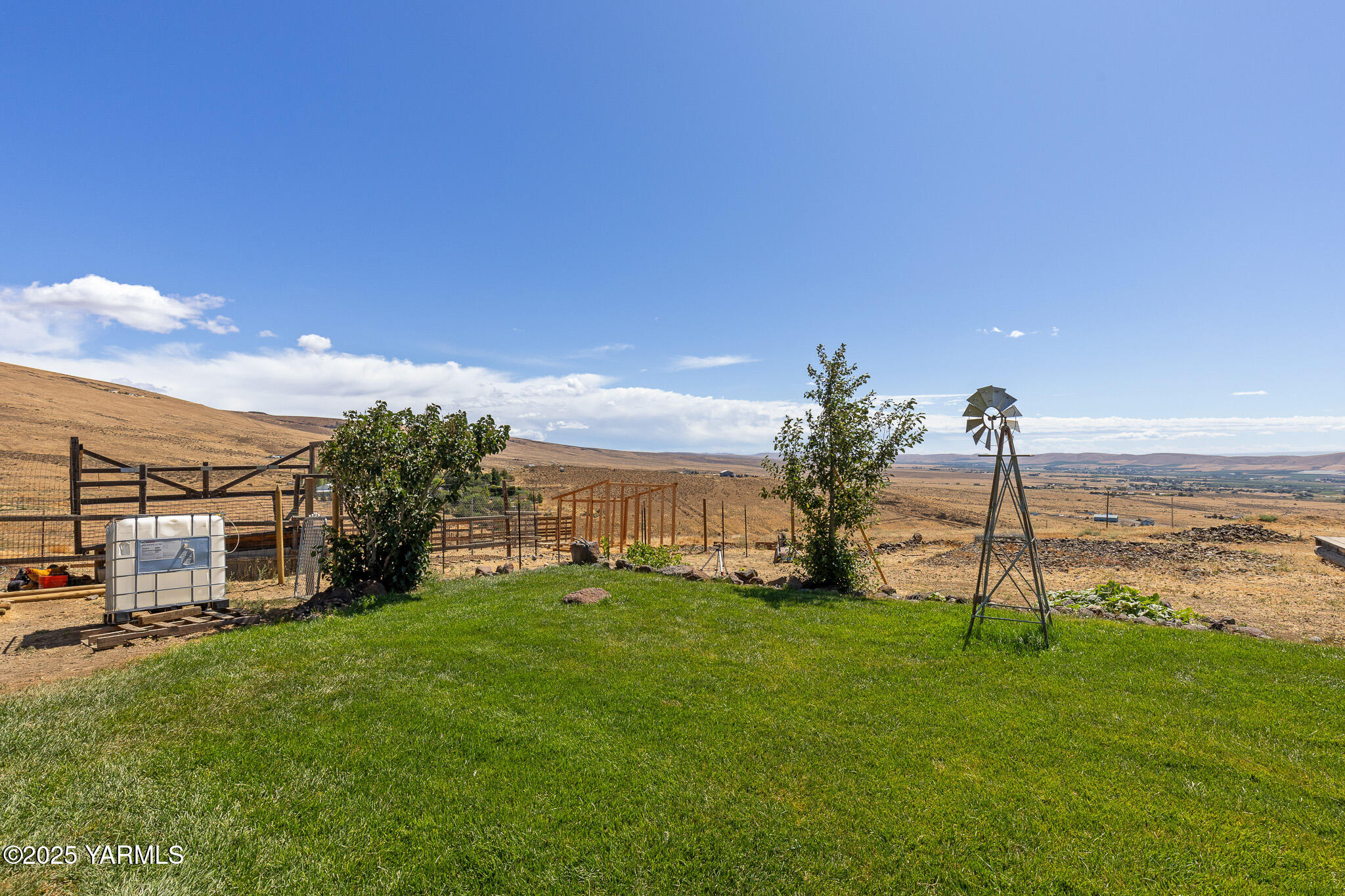 1031 Solar Ln