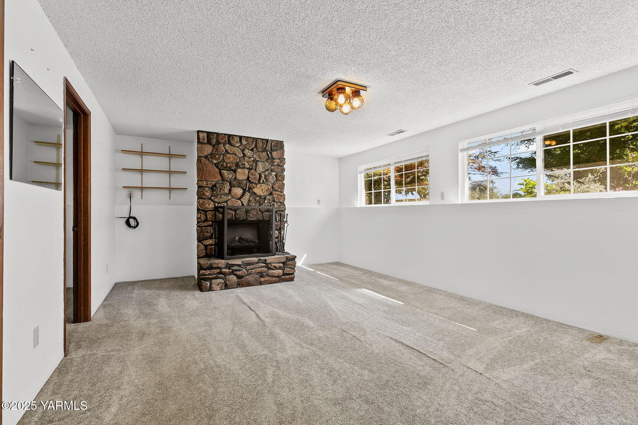 1412 Karr Ave