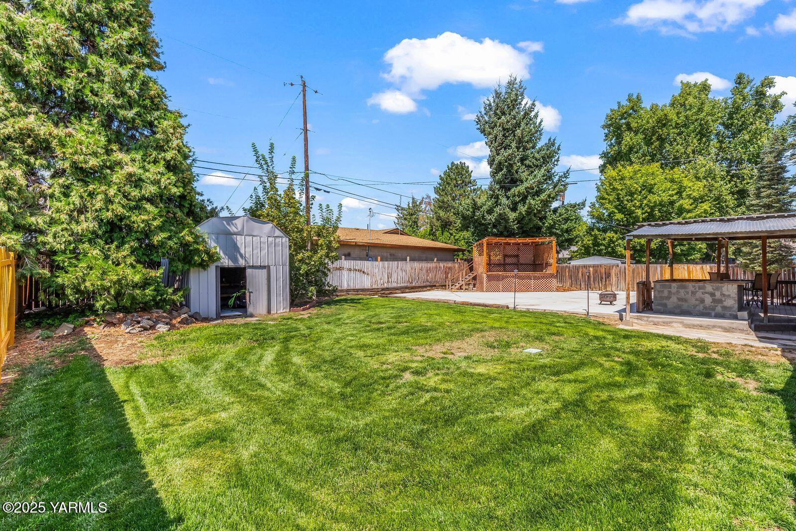 106 S 53rd Ave