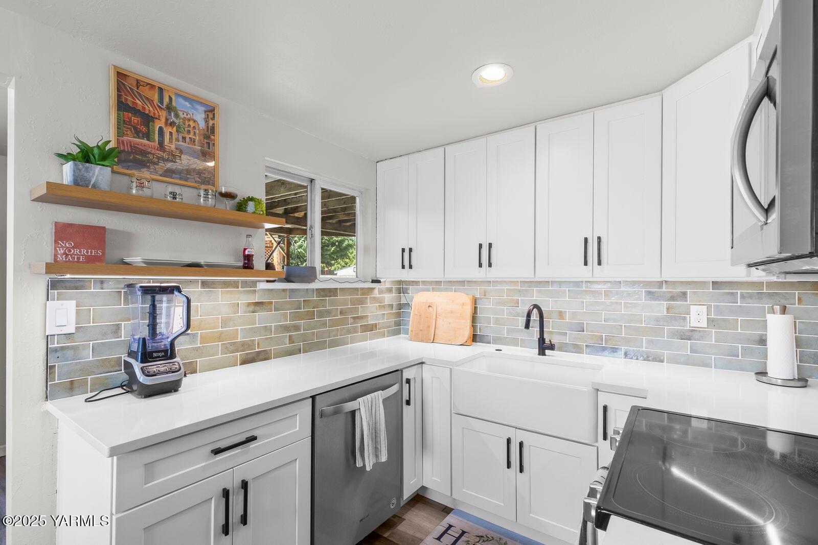 106 S 53rd Ave